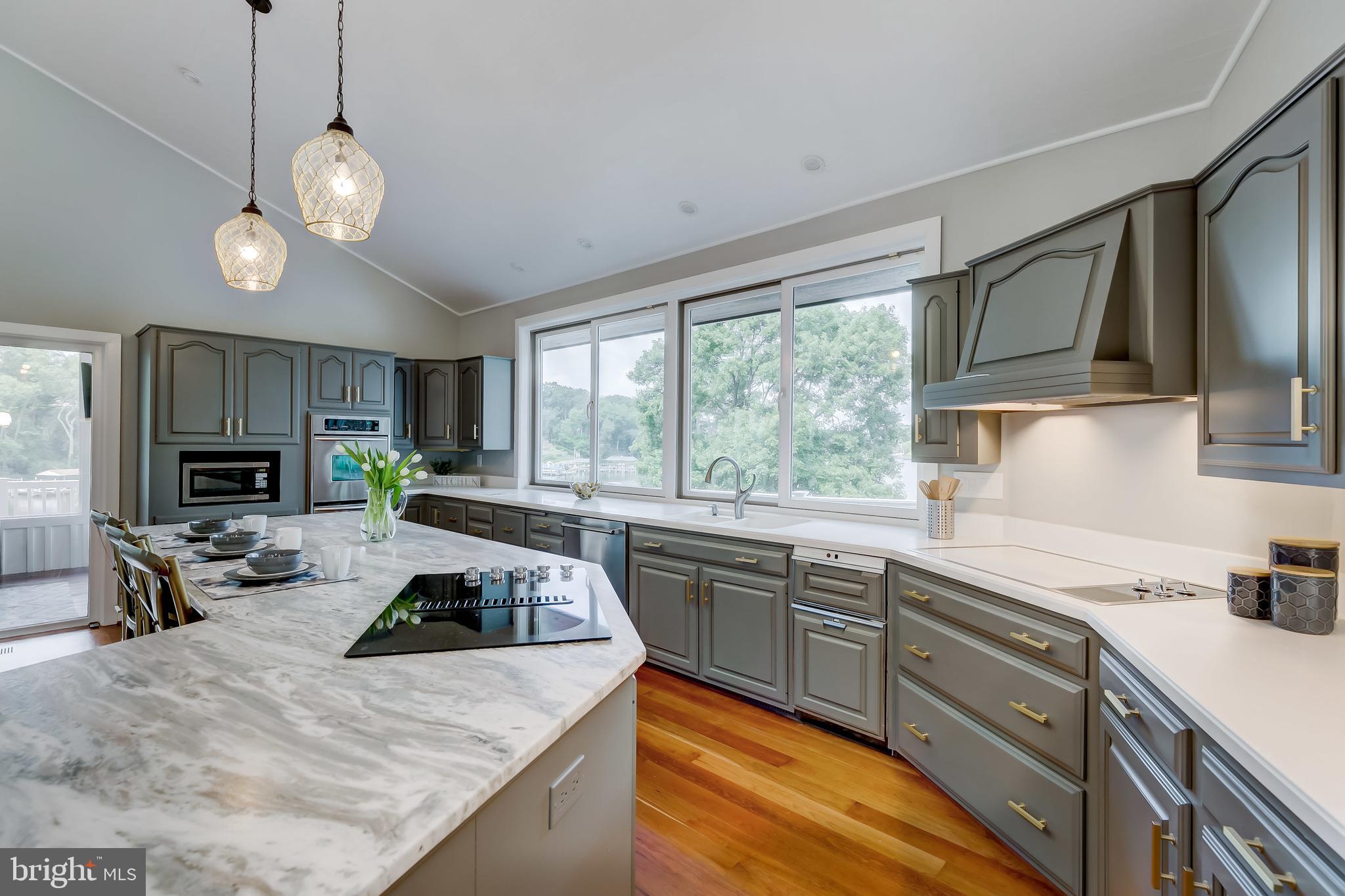 OLDE SEVERNA PARK - Residential