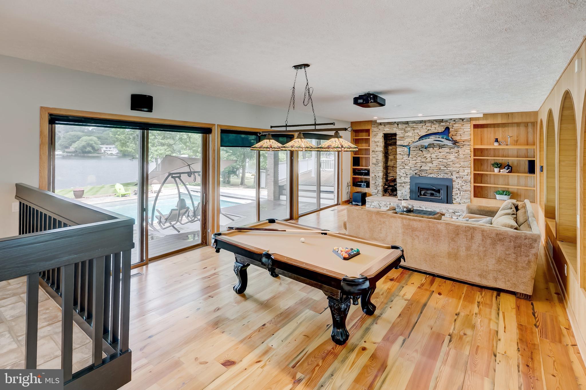OLDE SEVERNA PARK - Residential