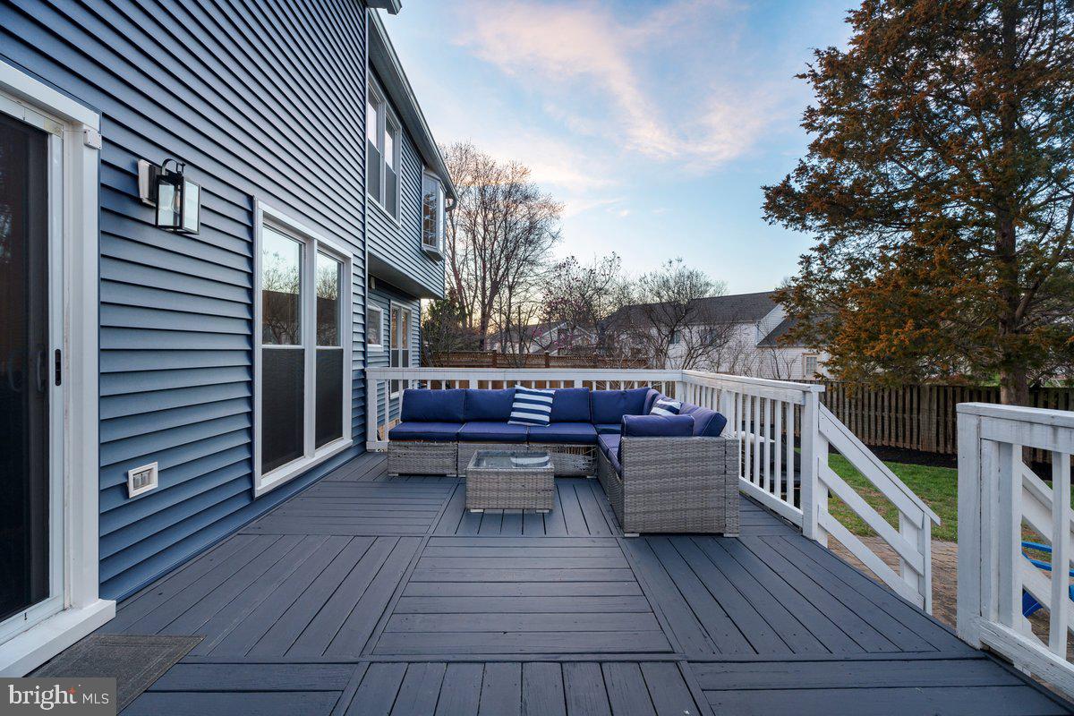 FAIR OAKS FARMS - Residential