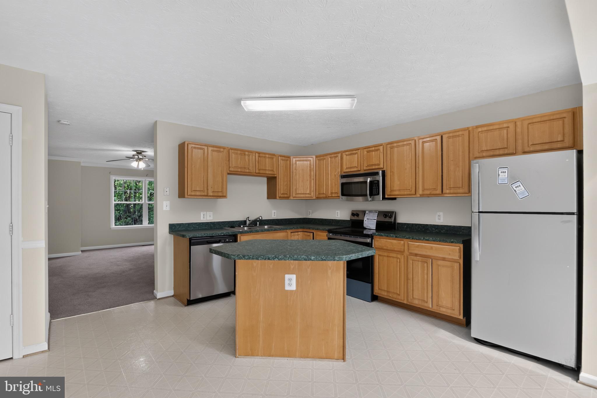 CHARLESTOWN COMMONS - Residential