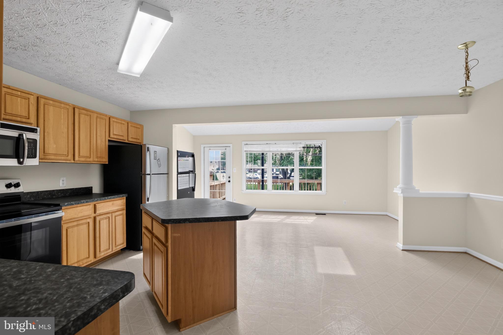 CHARLESTOWN COMMONS - Residential