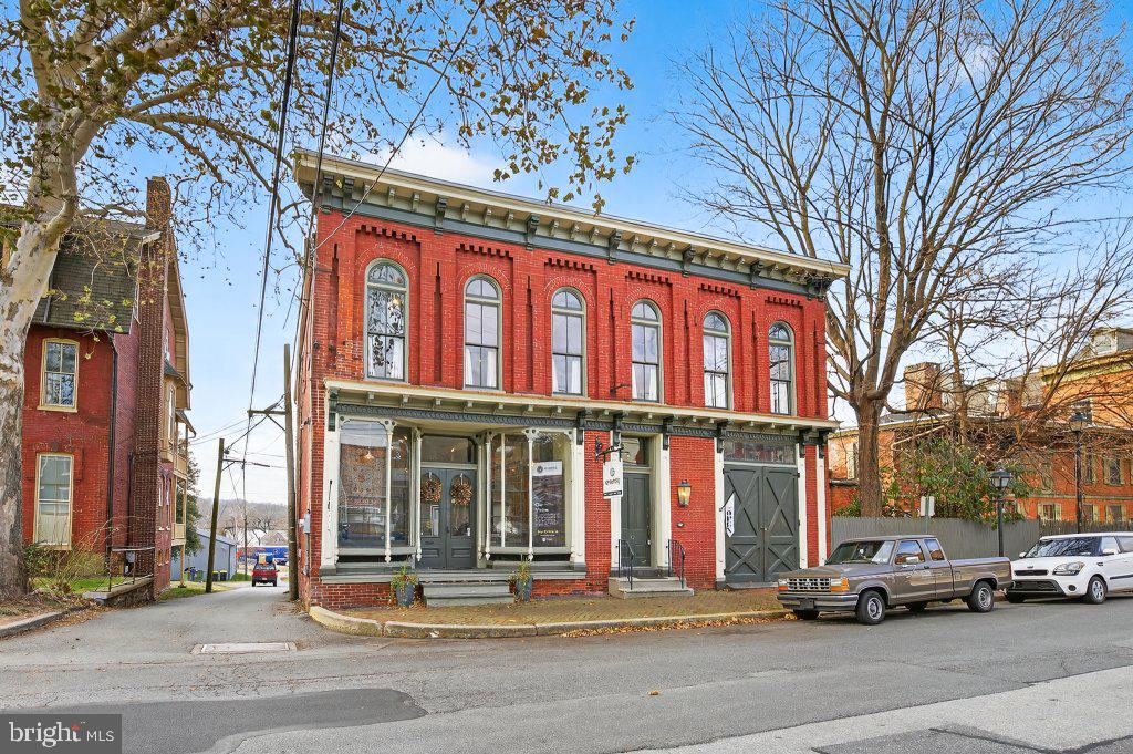 COLUMBIA BOROUGH - Residential