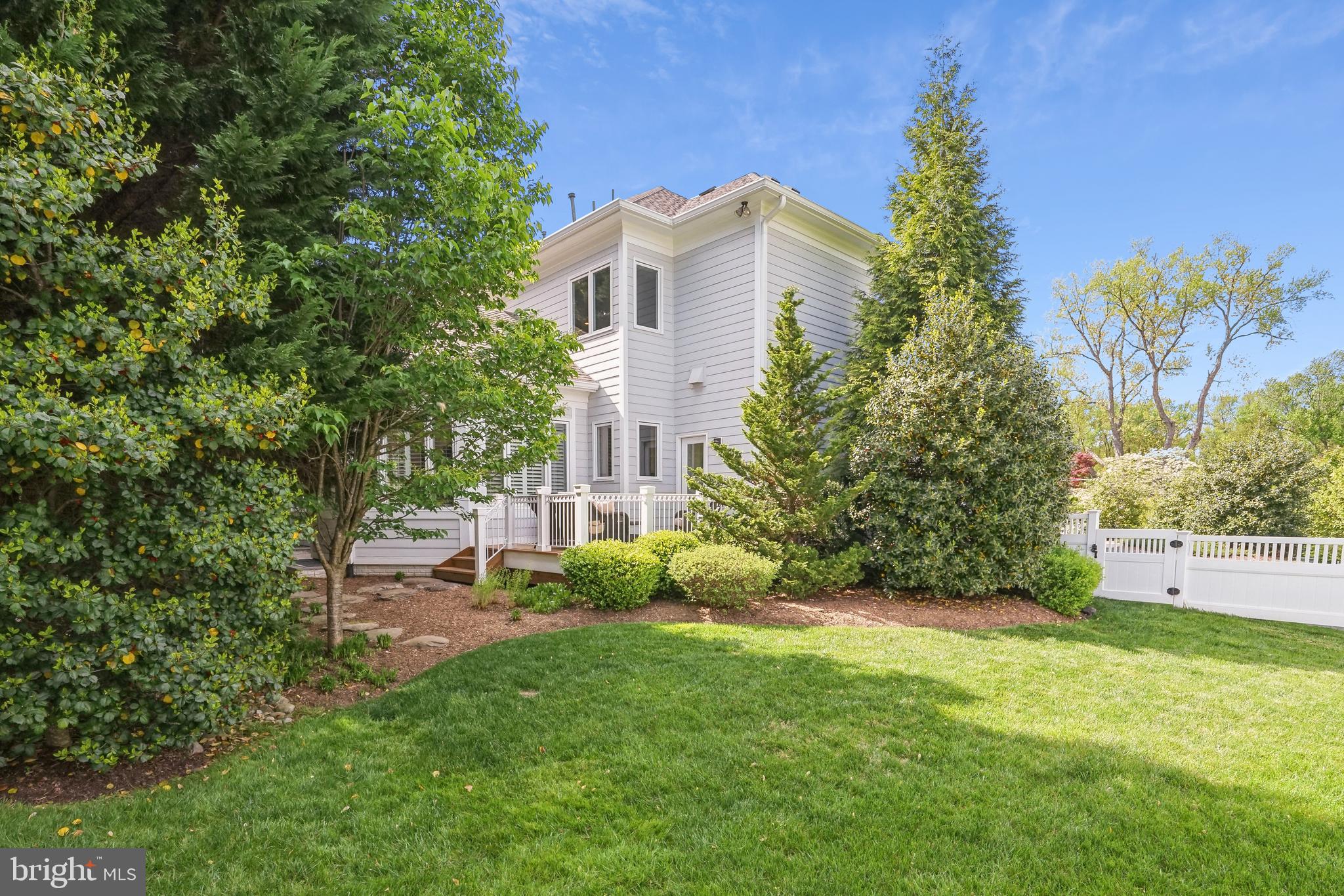 BROYHILL LANGLEY ESTATES - Residential