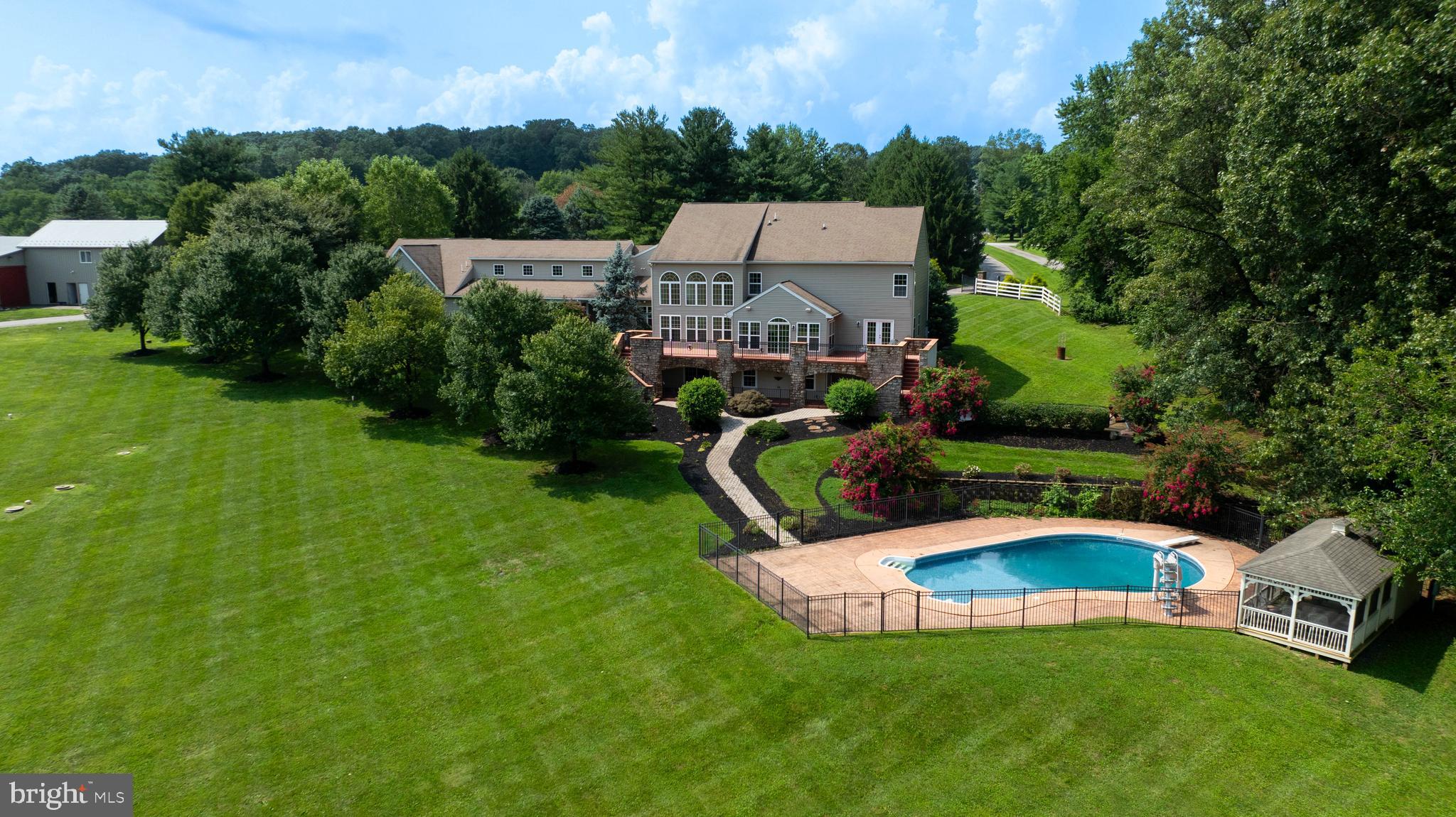 HOPEWELL TWP - Farm