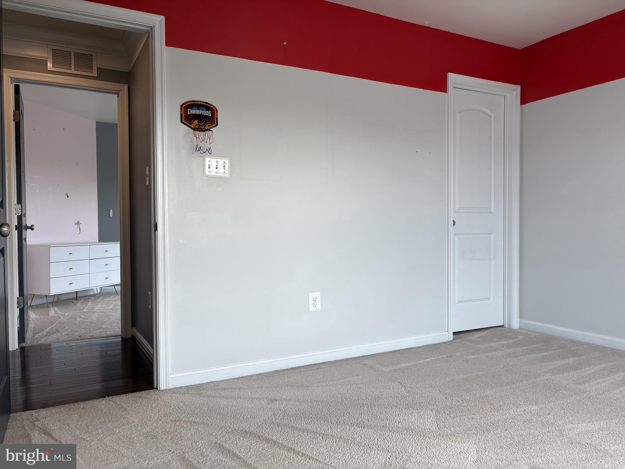 WOODMORE TOWNE CENTRE - Residential