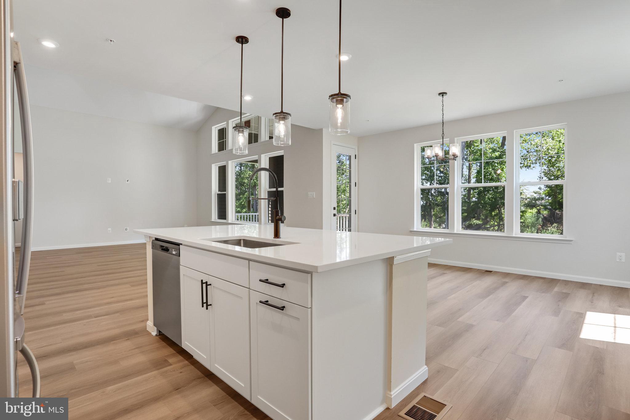 VINCENT ESTATES - Residential