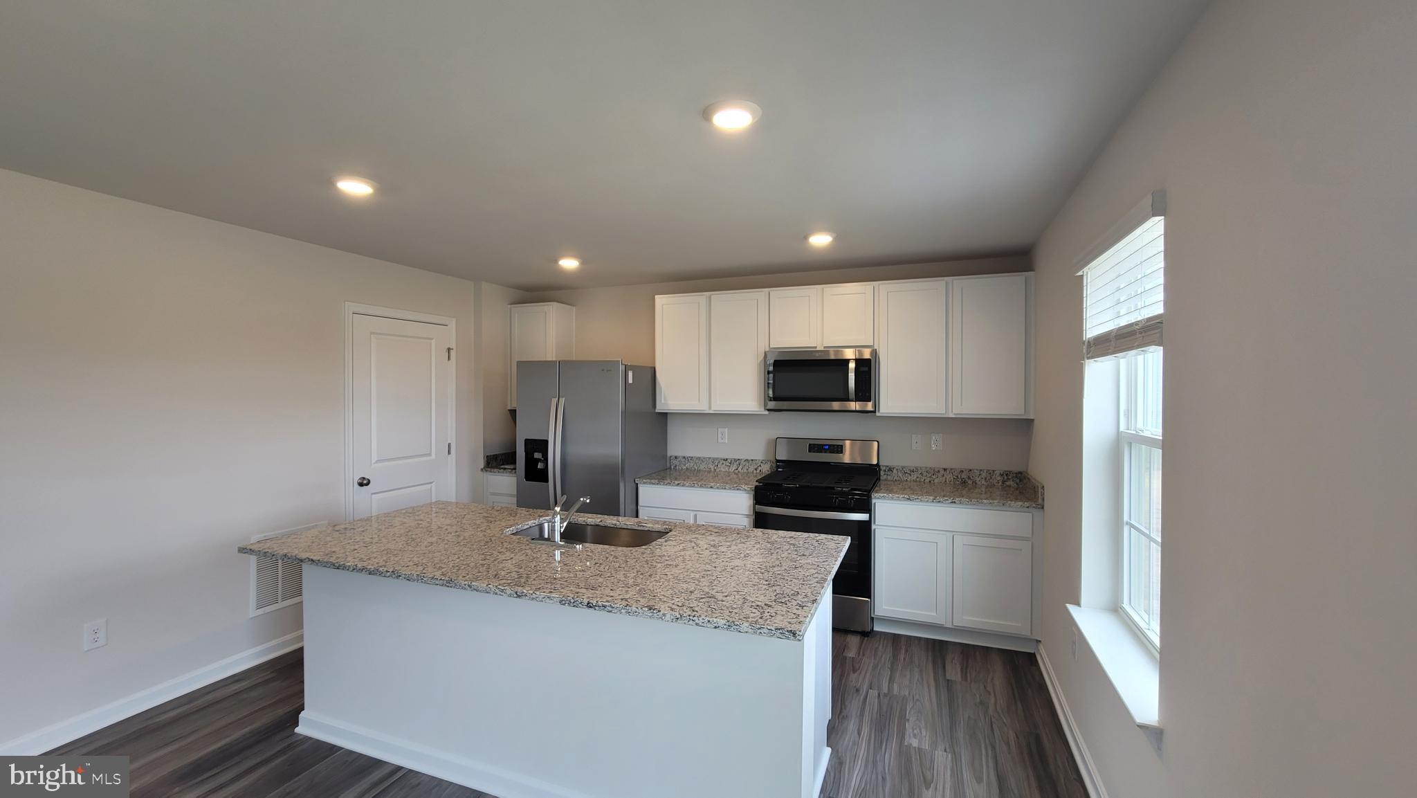 HILLS AT VALLEY VIEW - Residential
