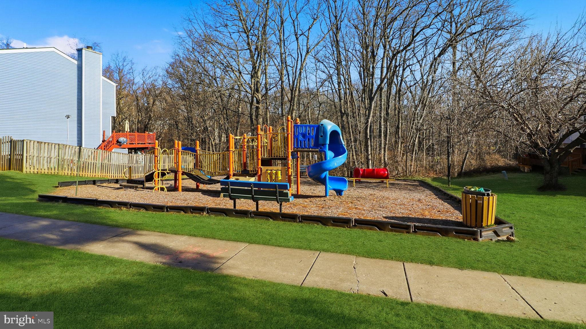 GUNNERS LAKE VILLAGE - Residential