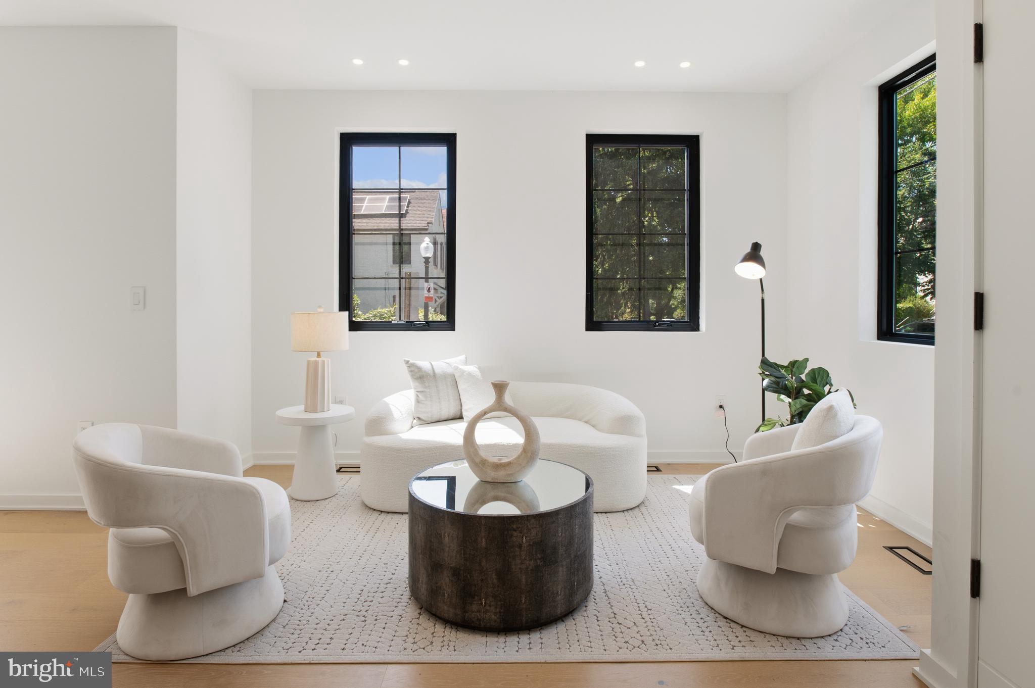 BURLEITH - Residential
