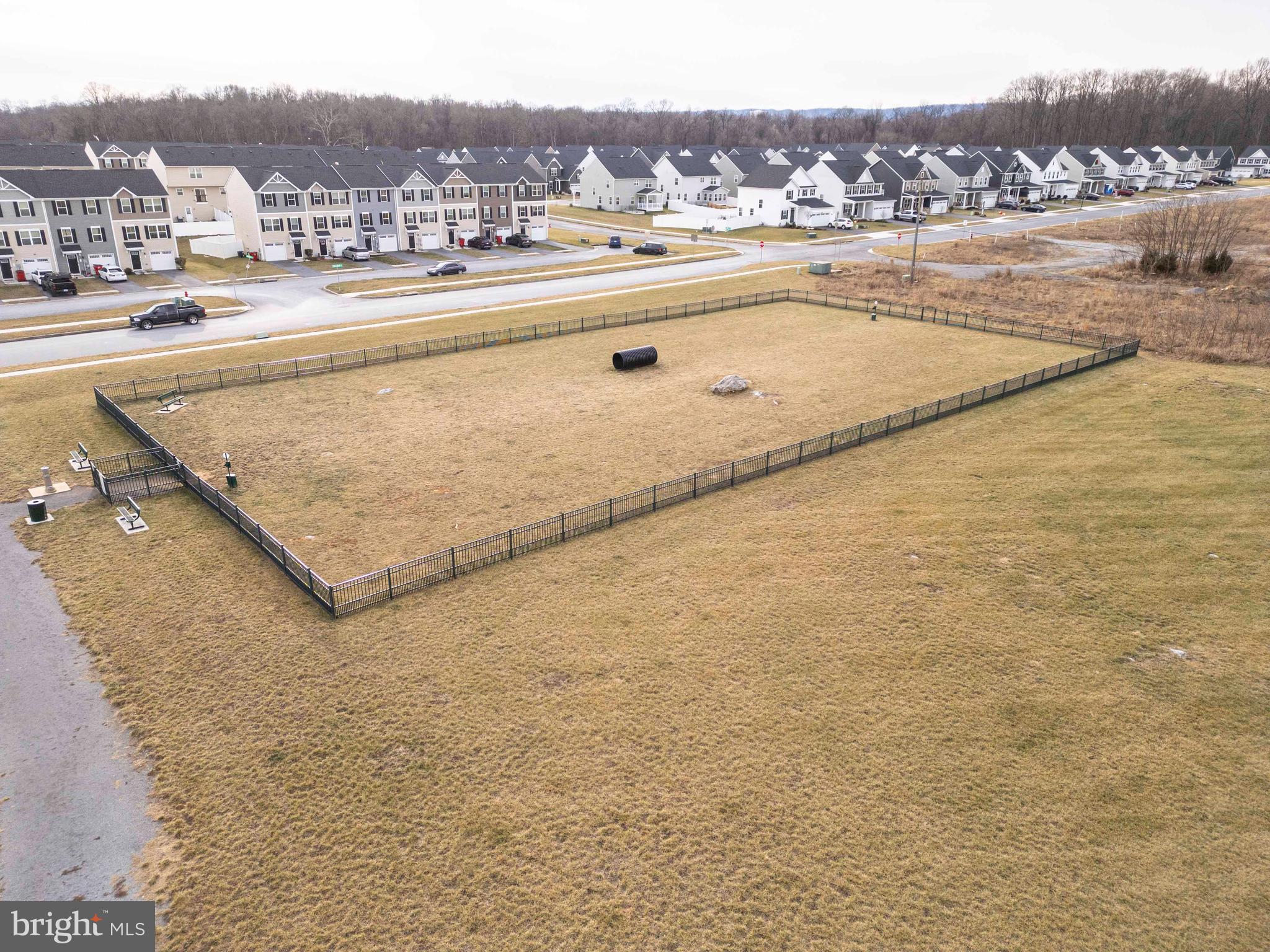THE LAKES AT MARTINSBURG - Residential Lease