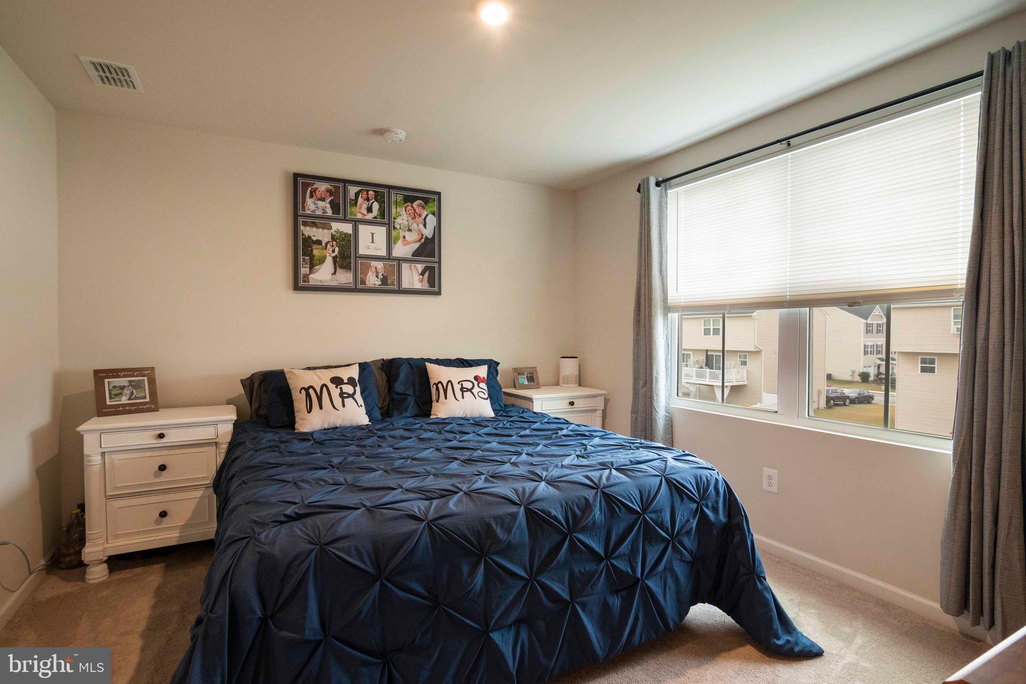 THE LAKES AT MARTINSBURG - Residential Lease