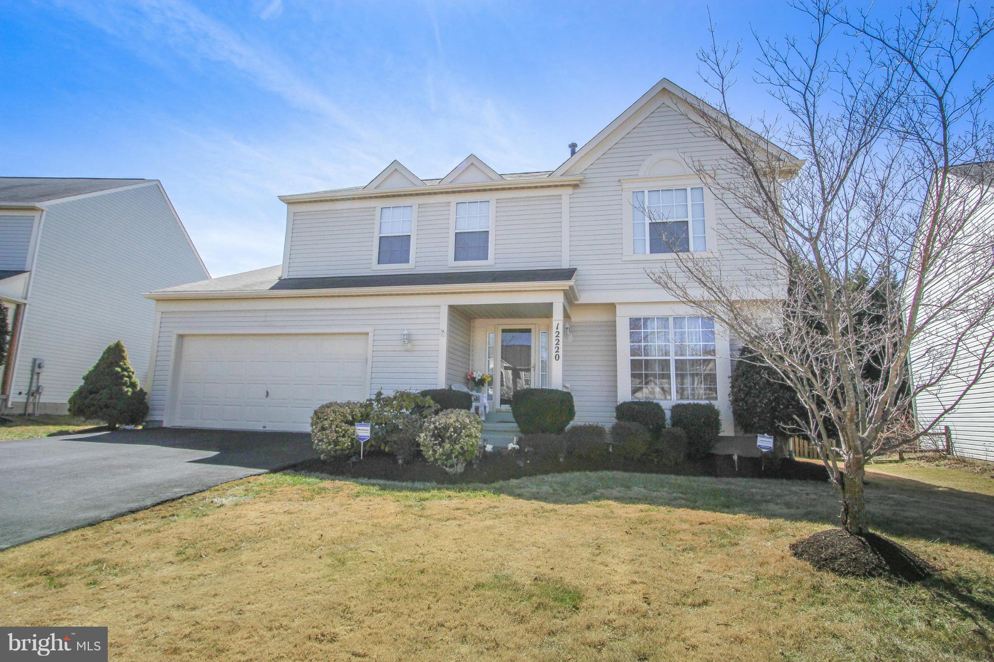Immaculate property in sought after Milestone community! Fresh paint throughout, gleaming hardwood floors, new carpet, granite countertops. Spacious MBR w/wic and updated bath! Unbelievable backyard with custom deck, fenced, beautifully landscaped! Bsmnt finished w/additional bedrm and full bath! Meticulously maintained by original owners. Excellent location close to shops, dining and major roads!