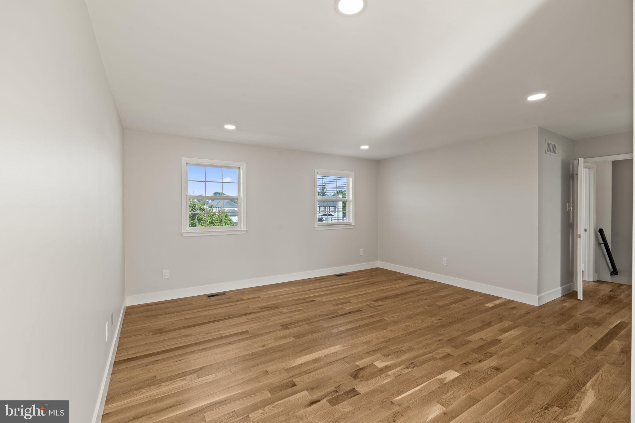 SYMPHONY - Residential