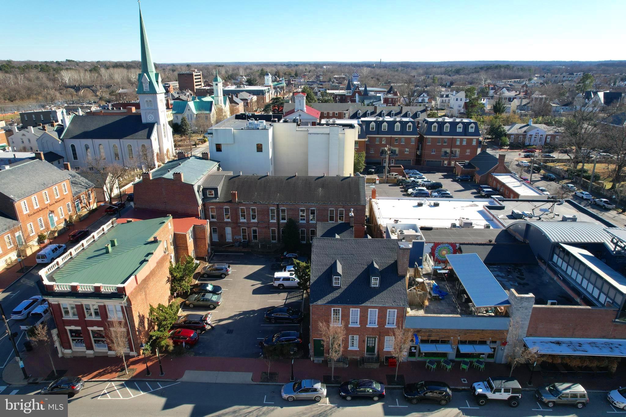 Updated classic and swanky top floor apartment located in the heart of Downtown Fredericksburg on William street. Oversee the city happenings from your window! Take a walk out your front door and go a couple steps to multiple new restaurants , the farmers market (operating seasonally on the weekends), see live music, enjoy a nice coffee shop, or explore the many store fronts the city has to offer.  During the warmer months you are moments from kayaking or SUP on the river. A commuters dream as you are located less than 4 miles from Interstate 95.  To make this sweeter- all utilities are included in the rent amount (except cable/Wi-Fi). Hardwoods throughout the unit with new paint and windows, new lighting fixtures and new stainless steel appliances. Bathroom fully remodeled with marble tile and a glass front walk-in shower. Unit does NOT include w/d hookup but has access to a sister property on the same street for laundry. Unit does not have a dishwasher.