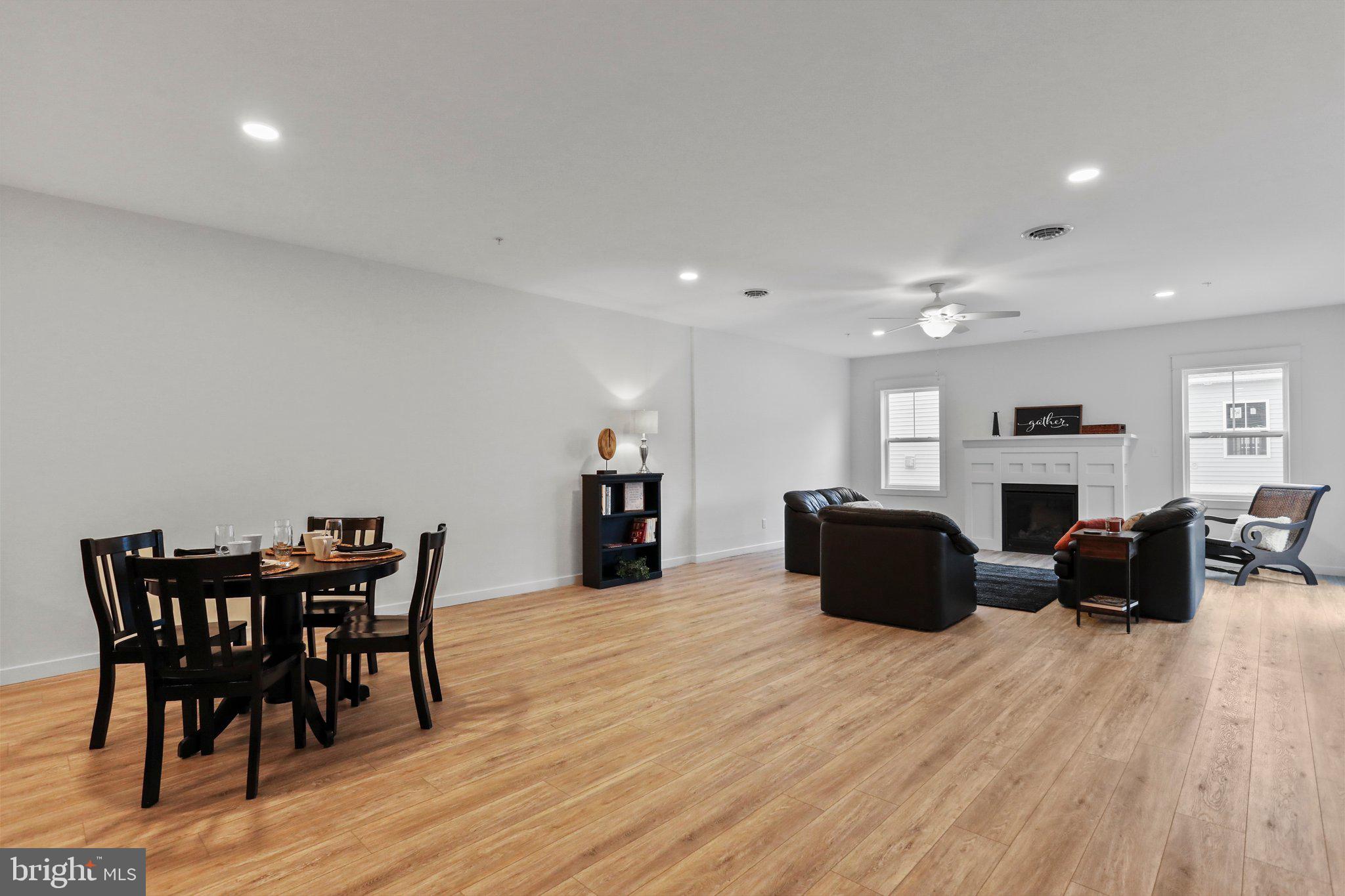 MEADOWSGREEN - Residential Lease