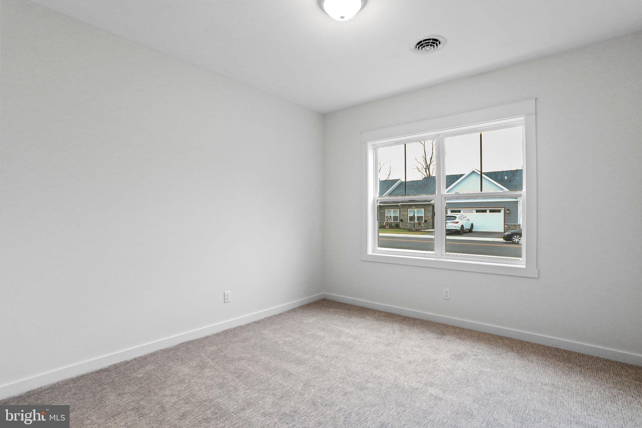 MEADOWSGREEN - Residential Lease