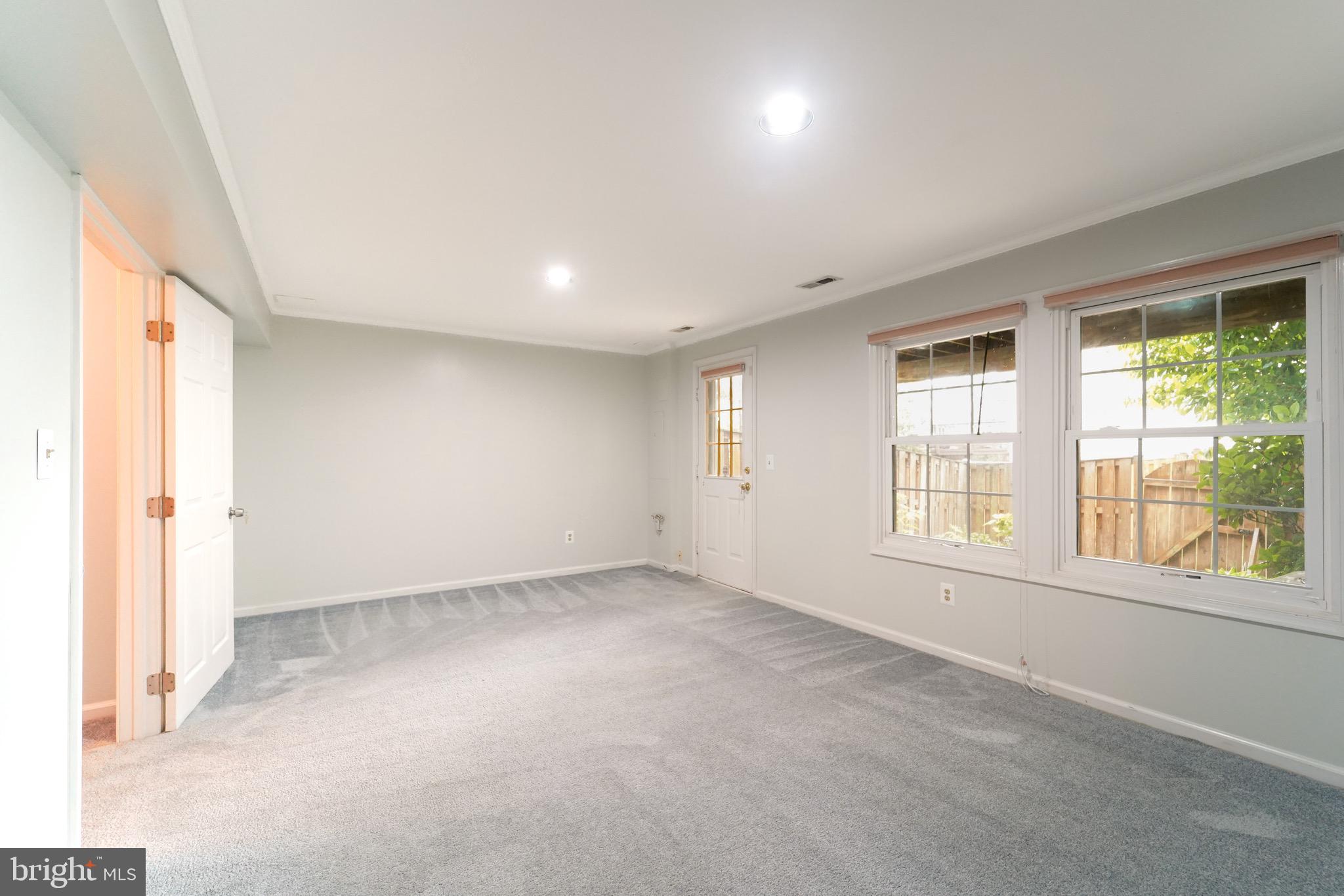 SULLY STATION - Residential