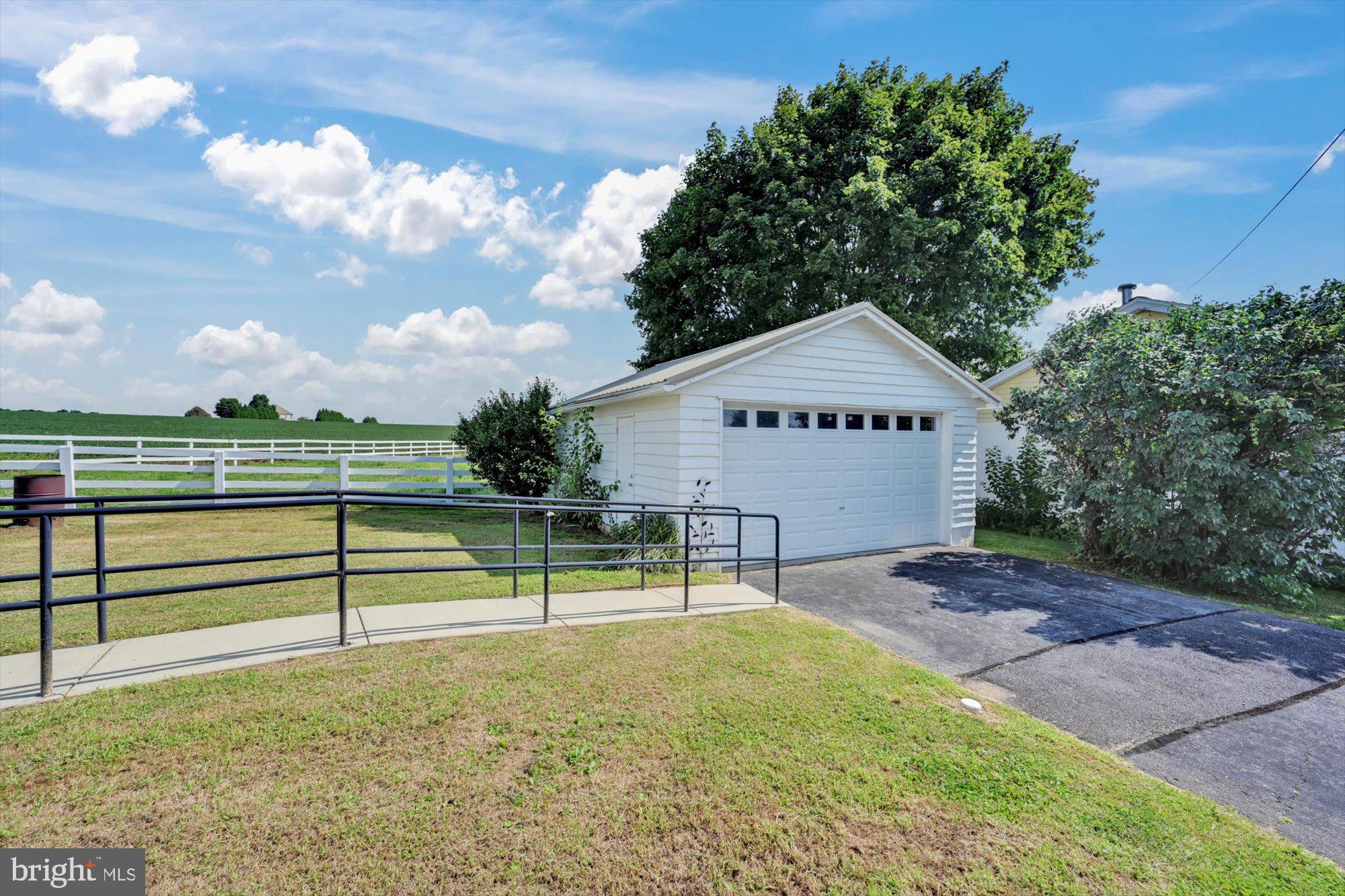 LOWER OXFORD TWP - Residential