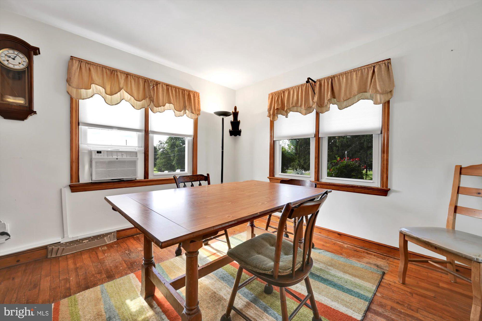LOWER OXFORD TWP - Residential