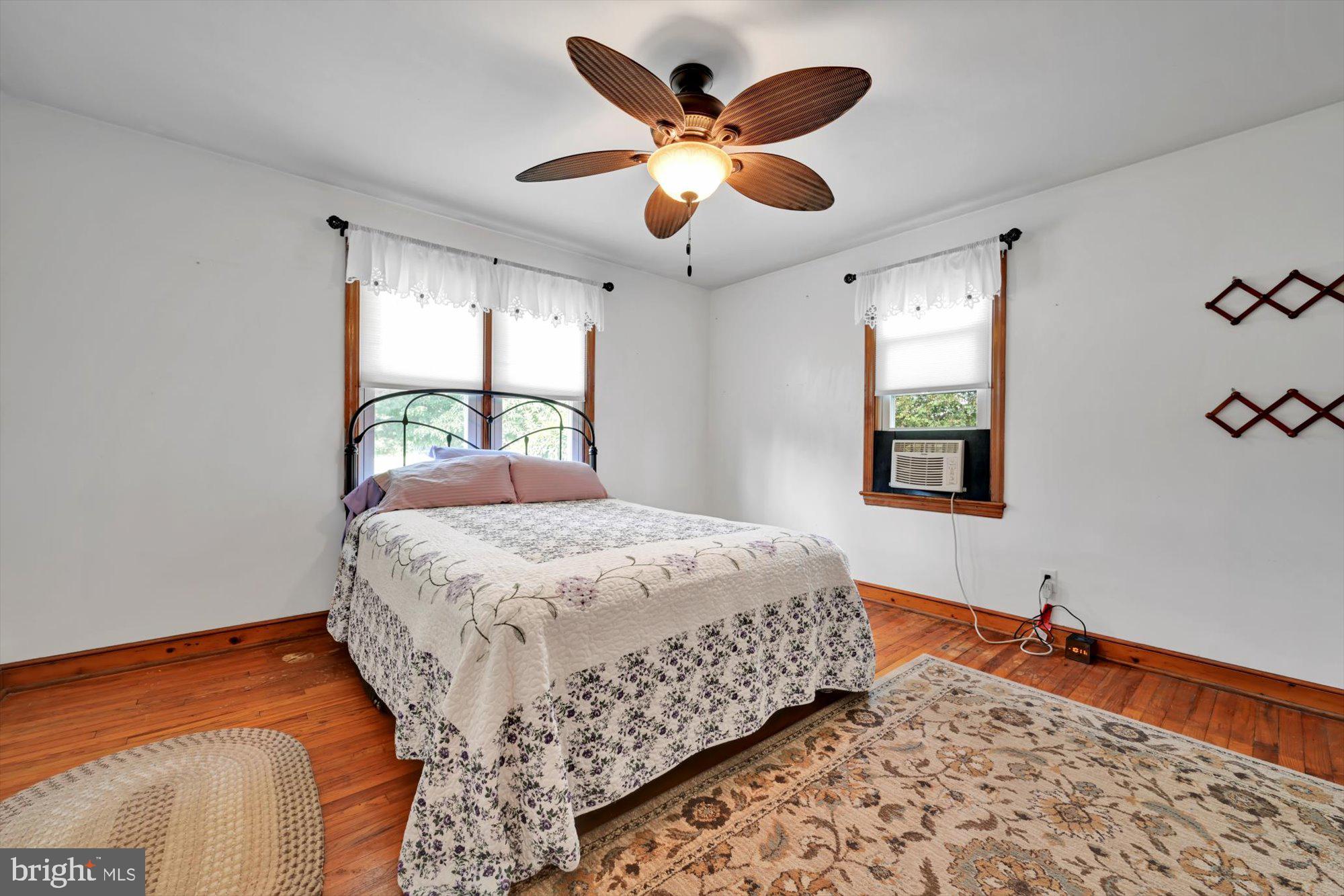 LOWER OXFORD TWP - Residential