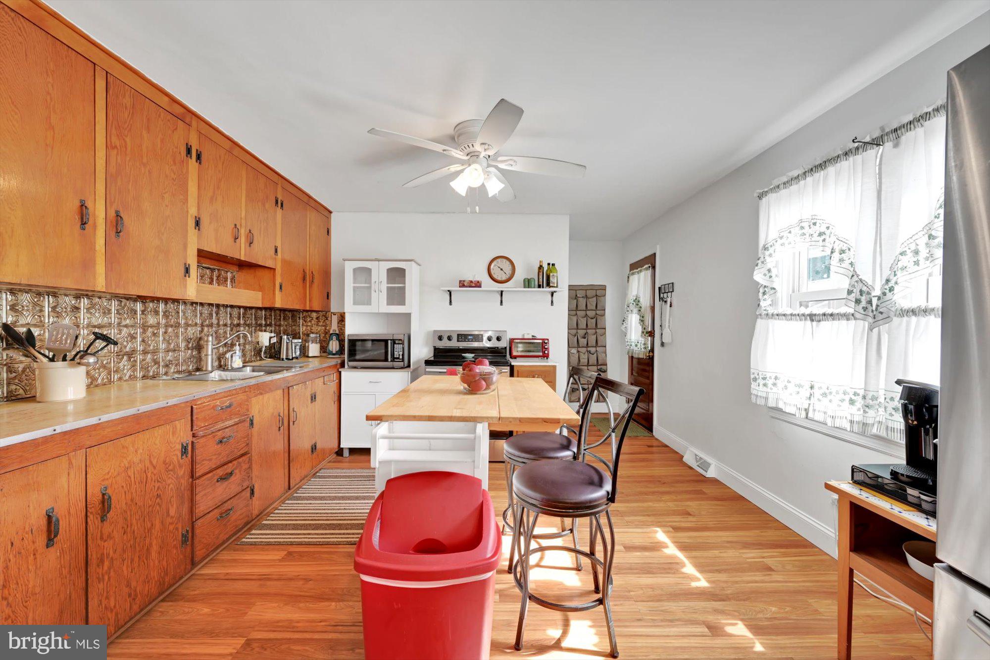 LOWER OXFORD TWP - Residential