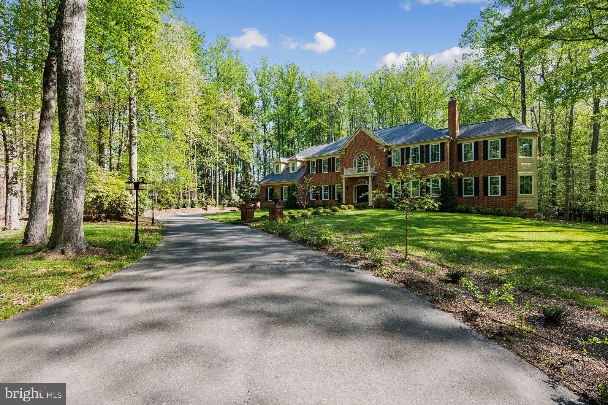 WOLF RUN - Residential