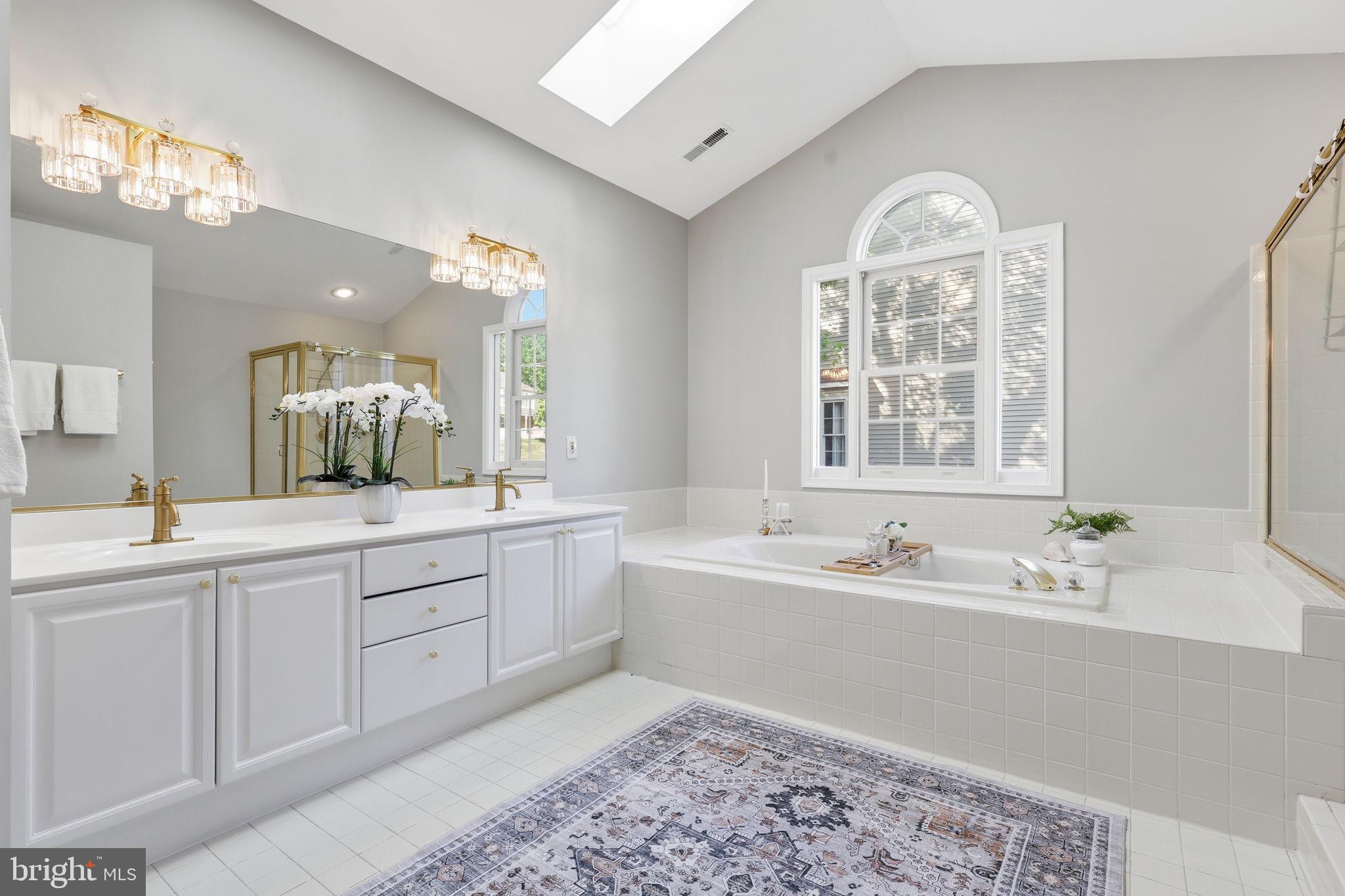 MIDDLEFORD - Residential