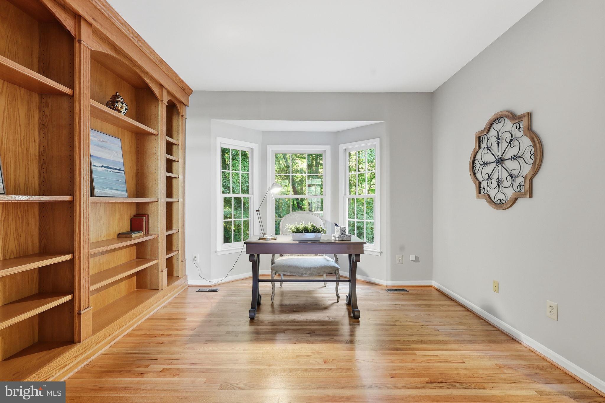 MIDDLEFORD - Residential