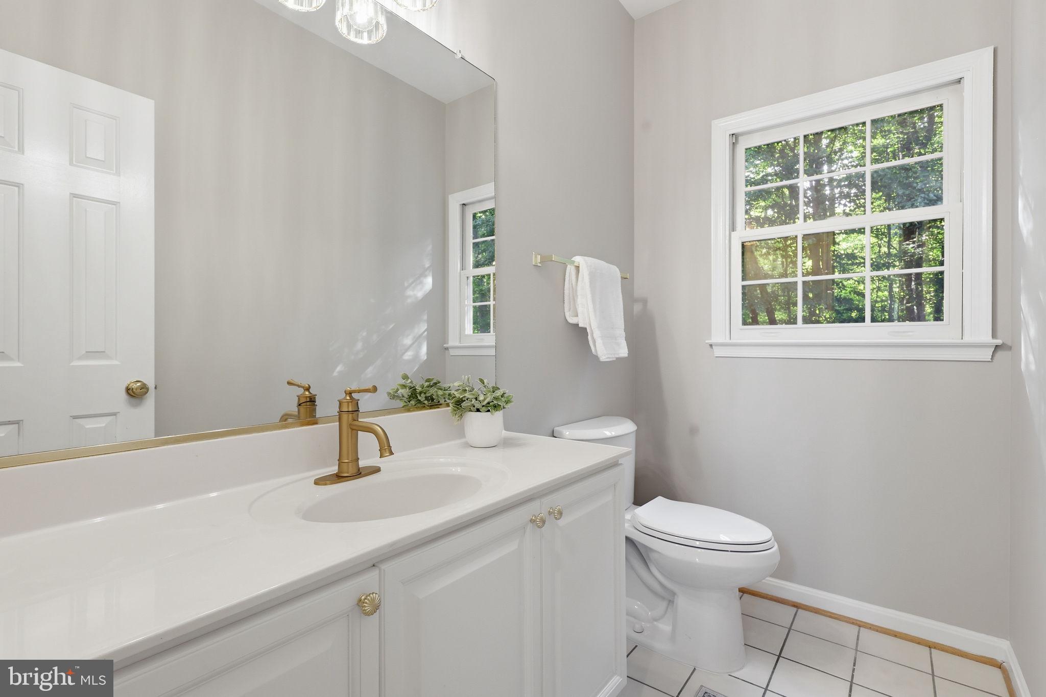 MIDDLEFORD - Residential
