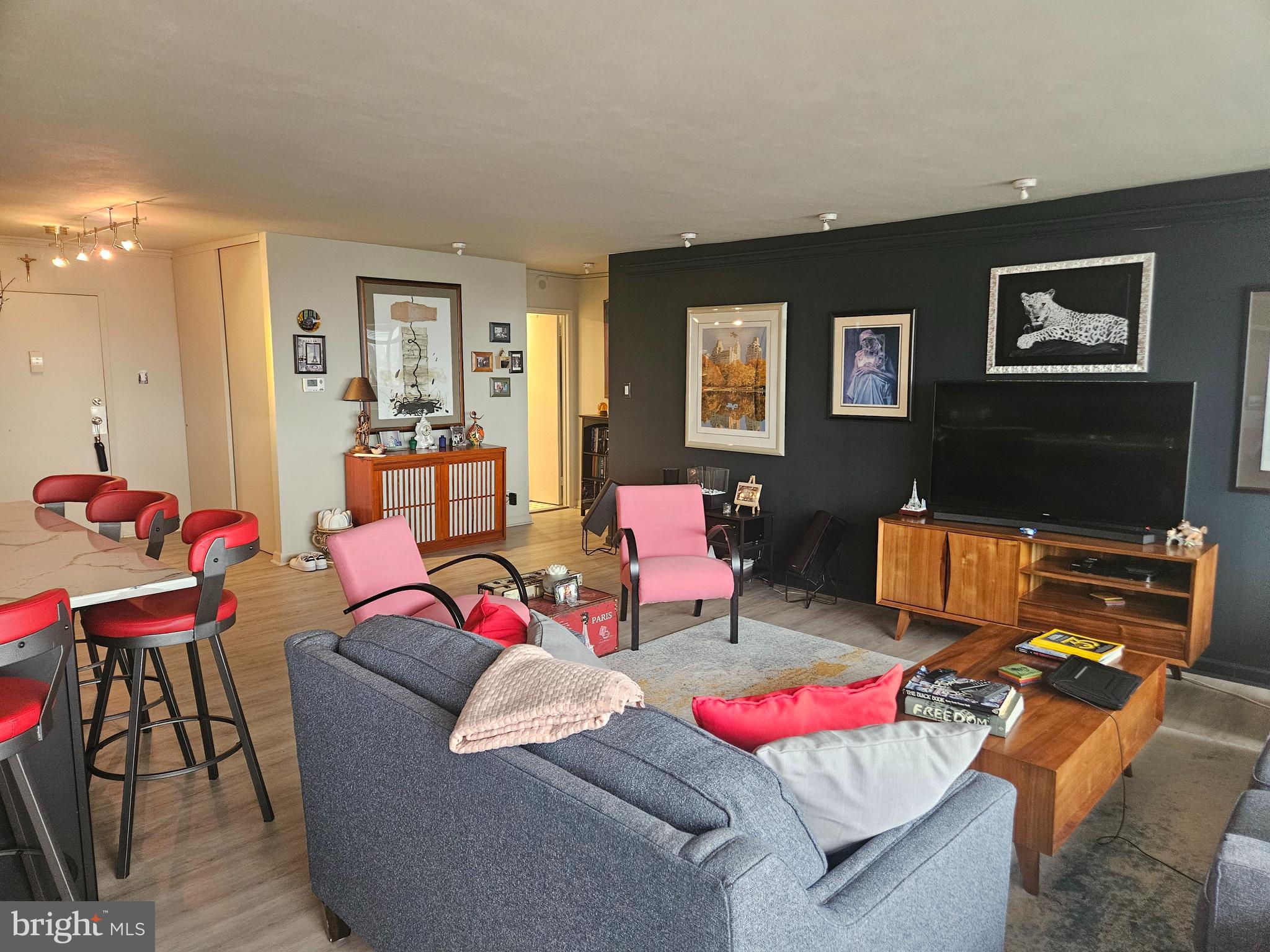 FAIRMOUNT - Residential Lease
