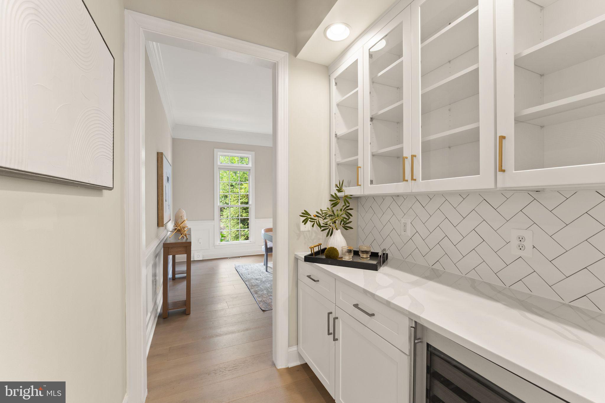 LANSDOWNE ON THE POTOMAC - Residential