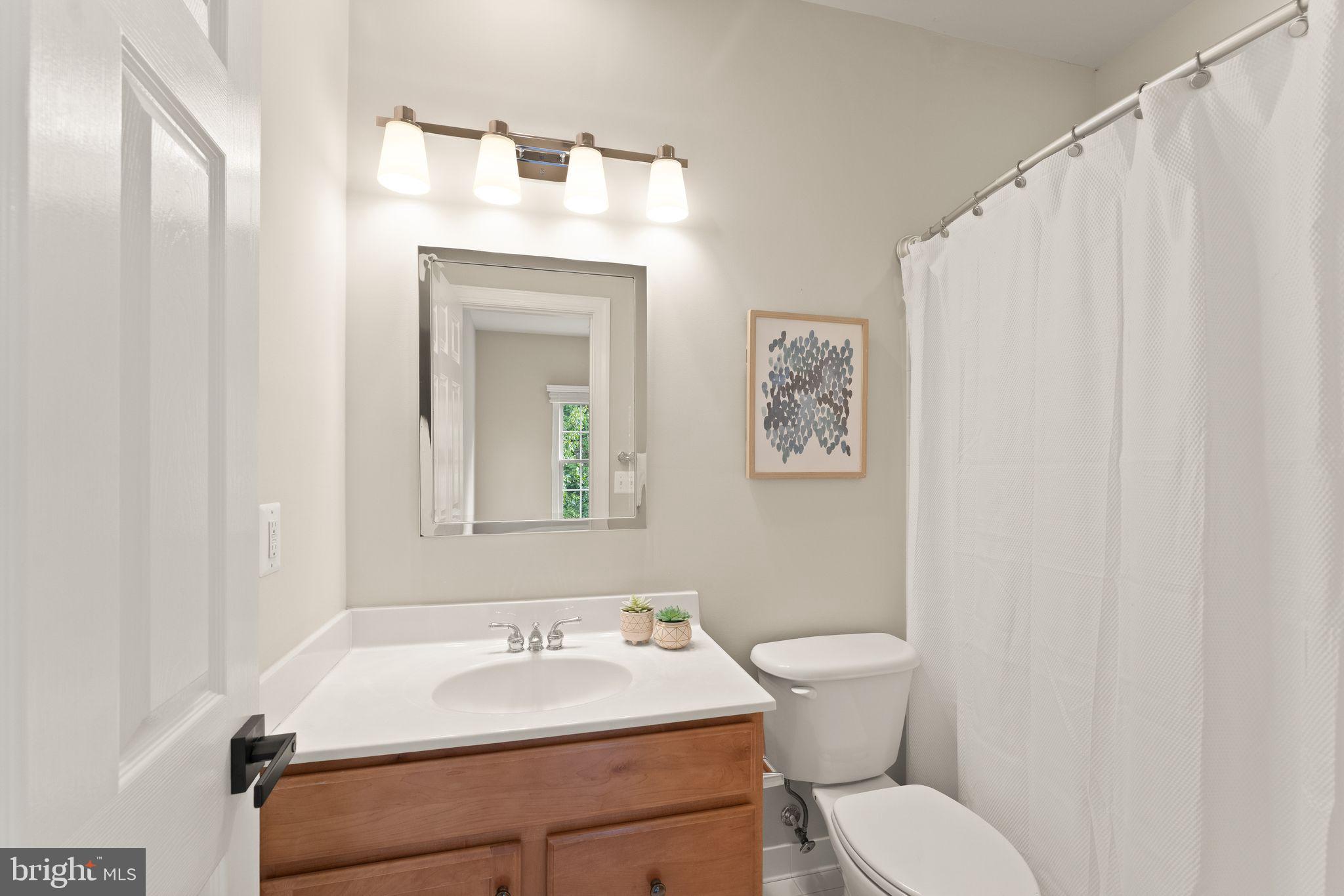 LANSDOWNE ON THE POTOMAC - Residential