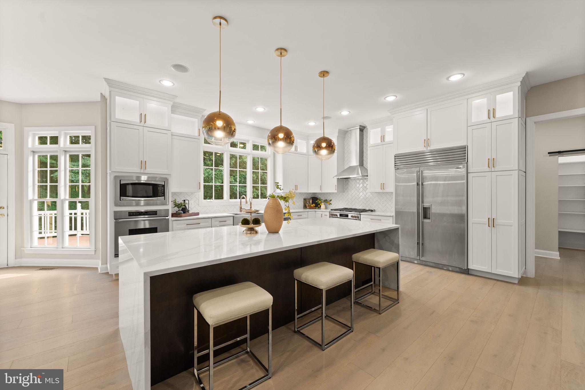 LANSDOWNE ON THE POTOMAC - Residential
