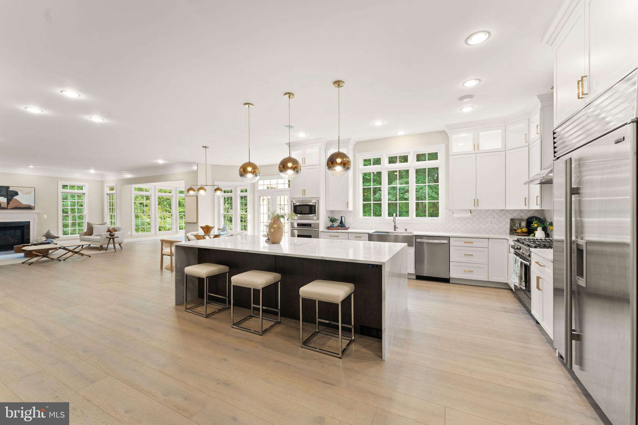 LANSDOWNE ON THE POTOMAC - Residential