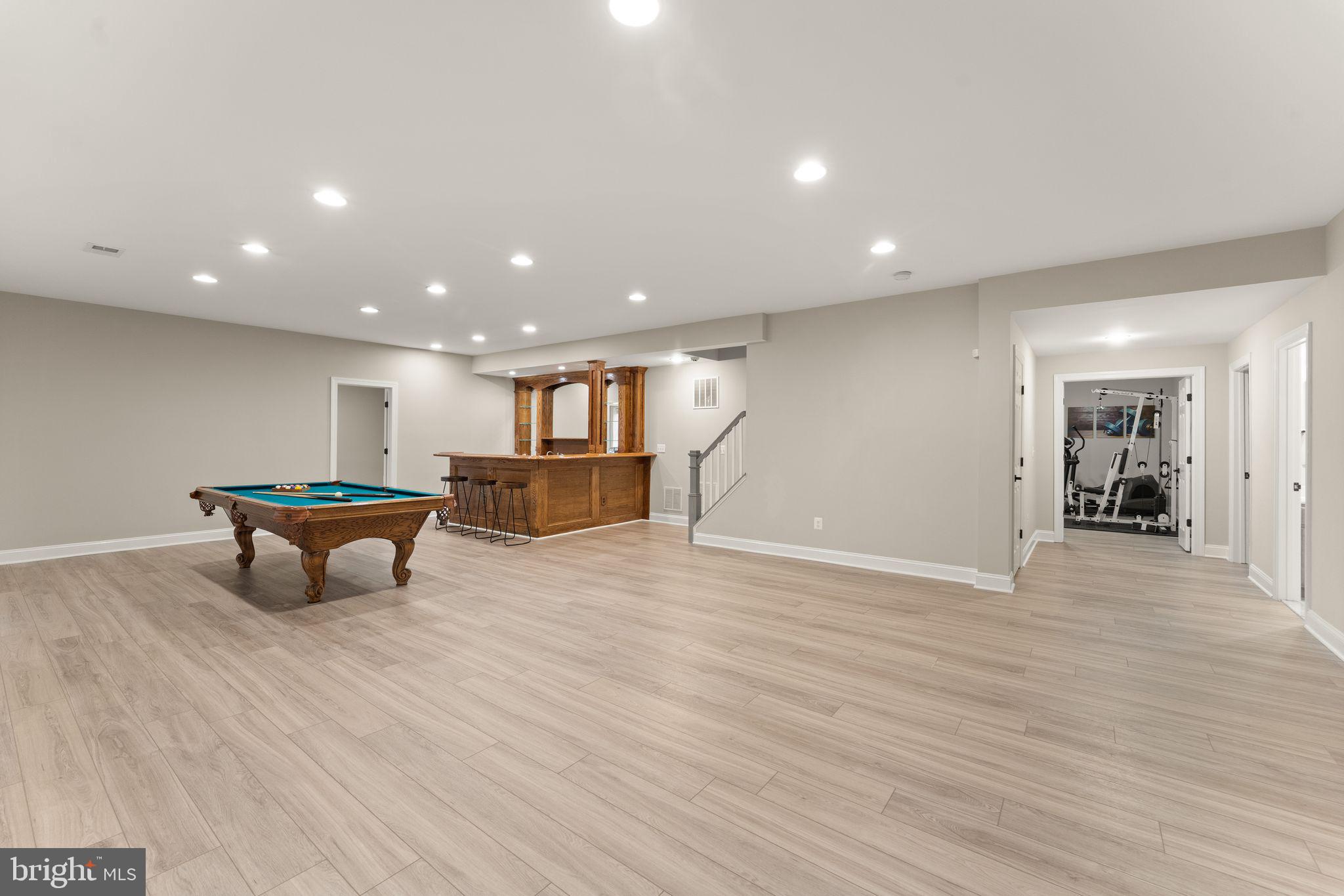 LANSDOWNE ON THE POTOMAC - Residential