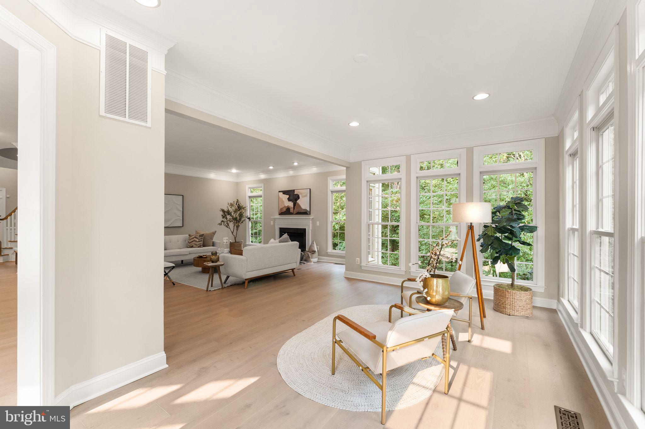 LANSDOWNE ON THE POTOMAC - Residential