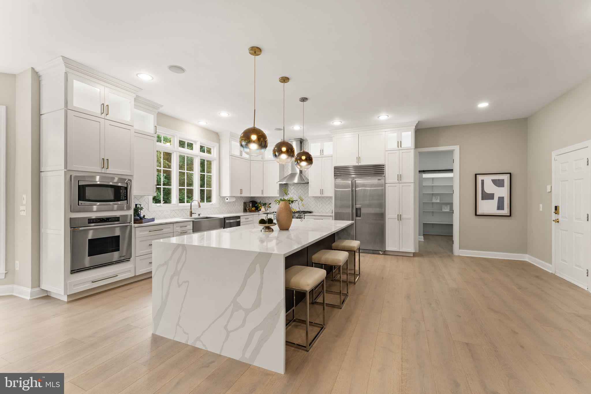 LANSDOWNE ON THE POTOMAC - Residential