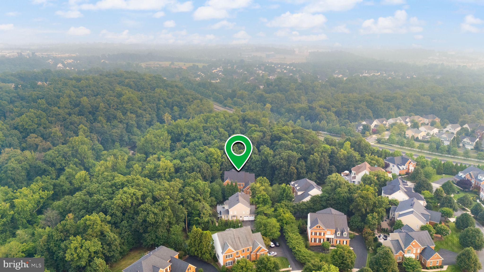 LANSDOWNE ON THE POTOMAC - Residential