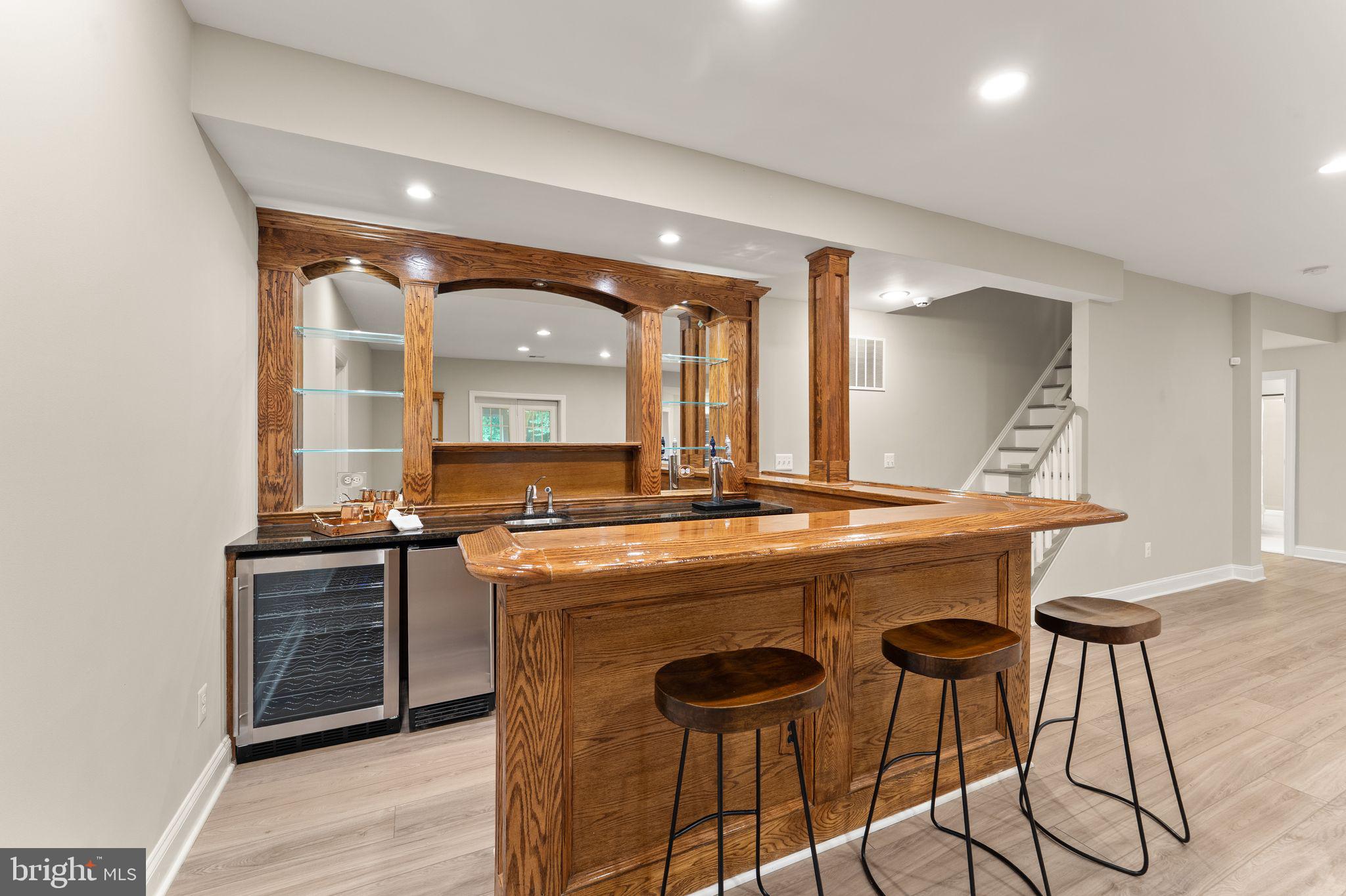 LANSDOWNE ON THE POTOMAC - Residential