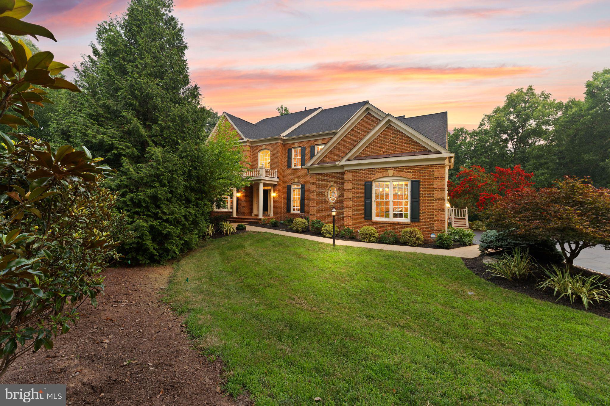 LANSDOWNE ON THE POTOMAC - Residential