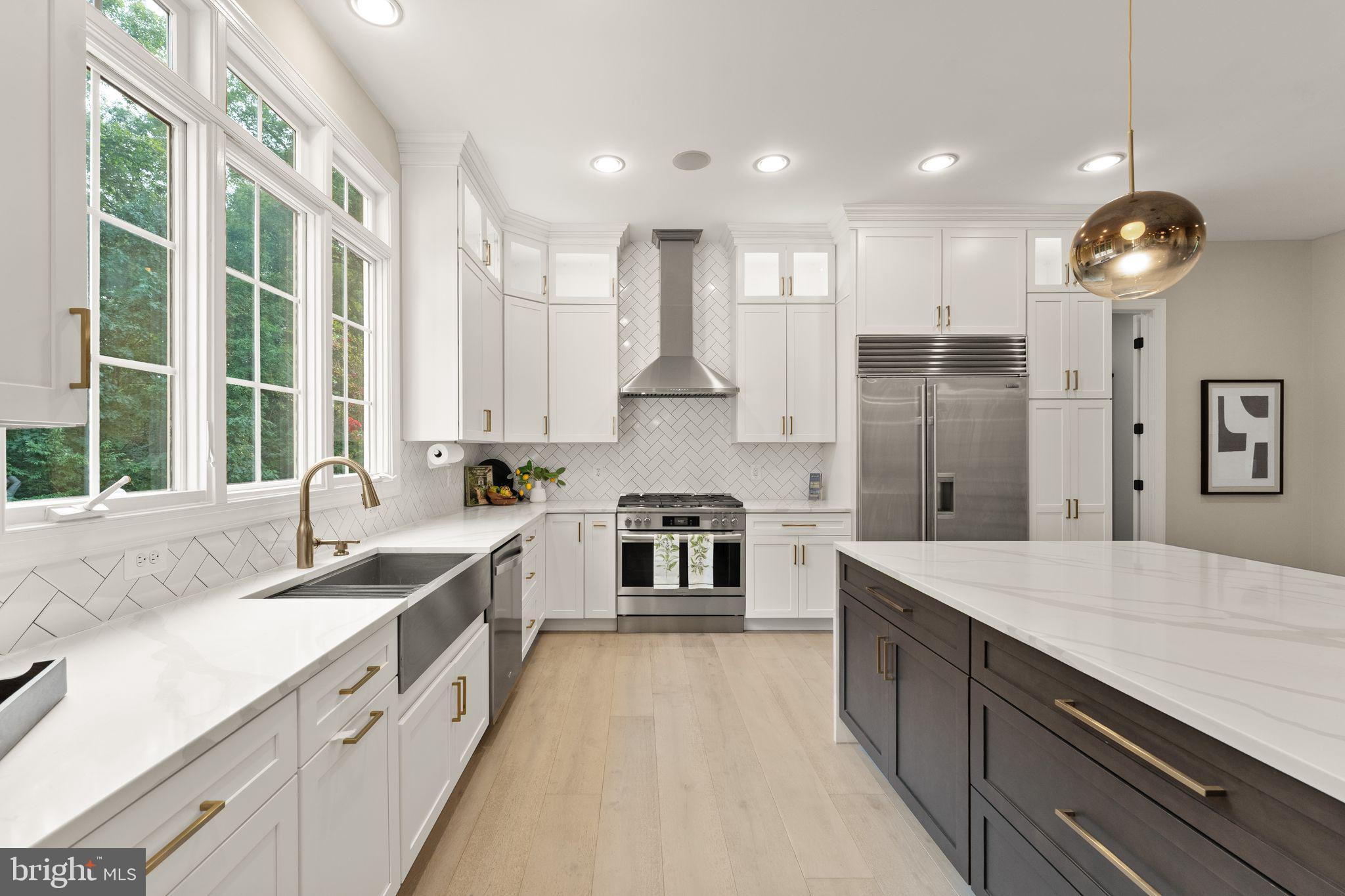 LANSDOWNE ON THE POTOMAC - Residential