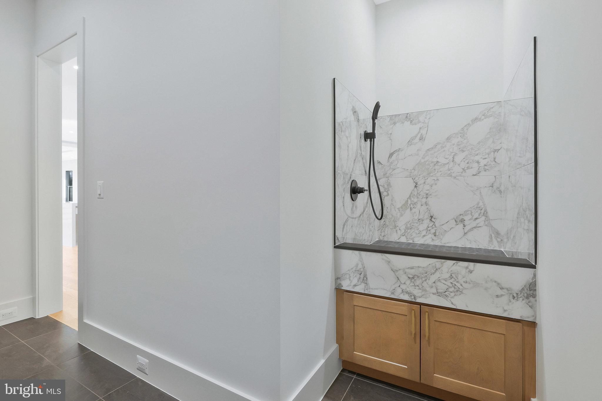 CROSSWOODS - Residential