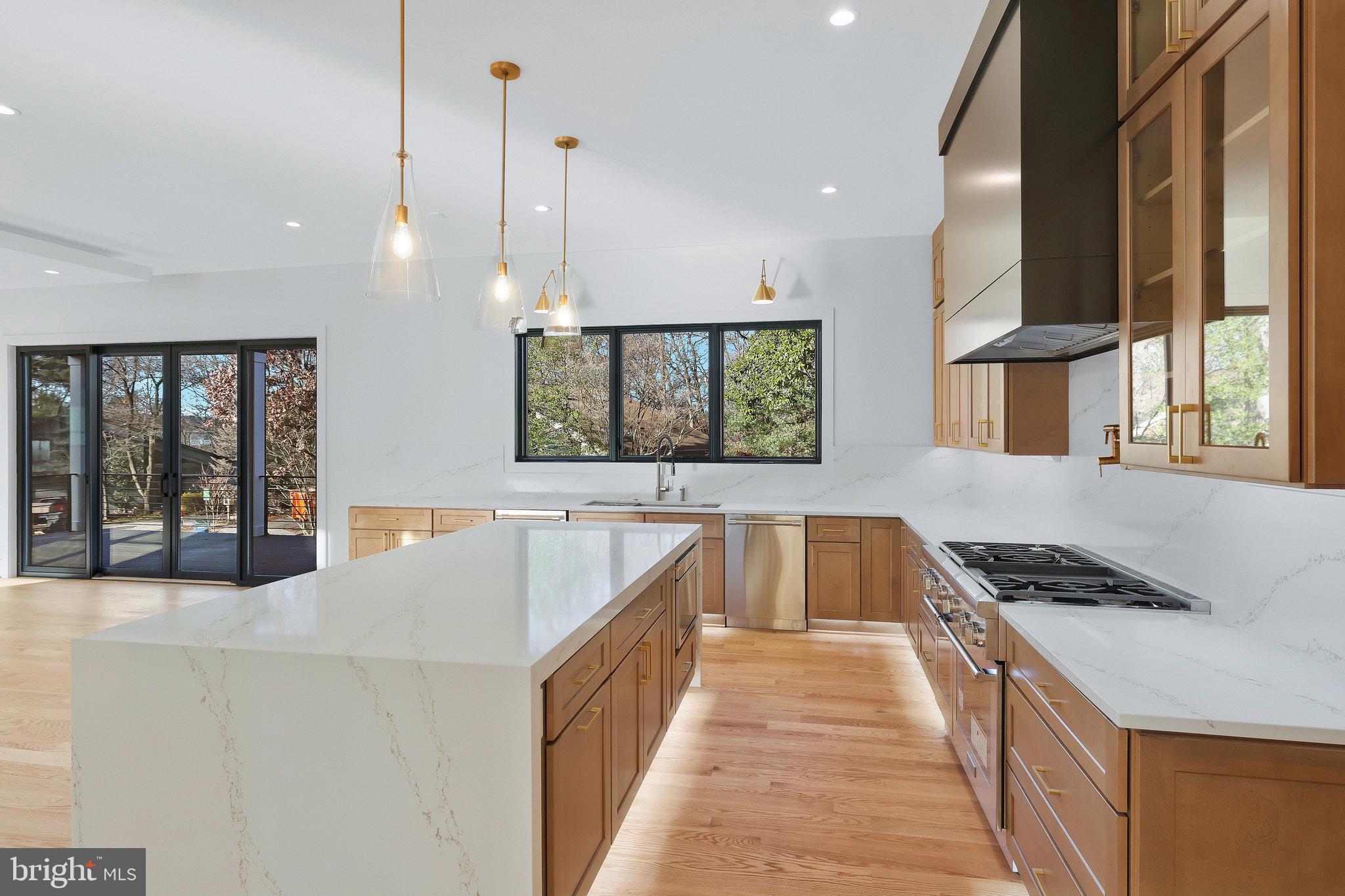 CROSSWOODS - Residential
