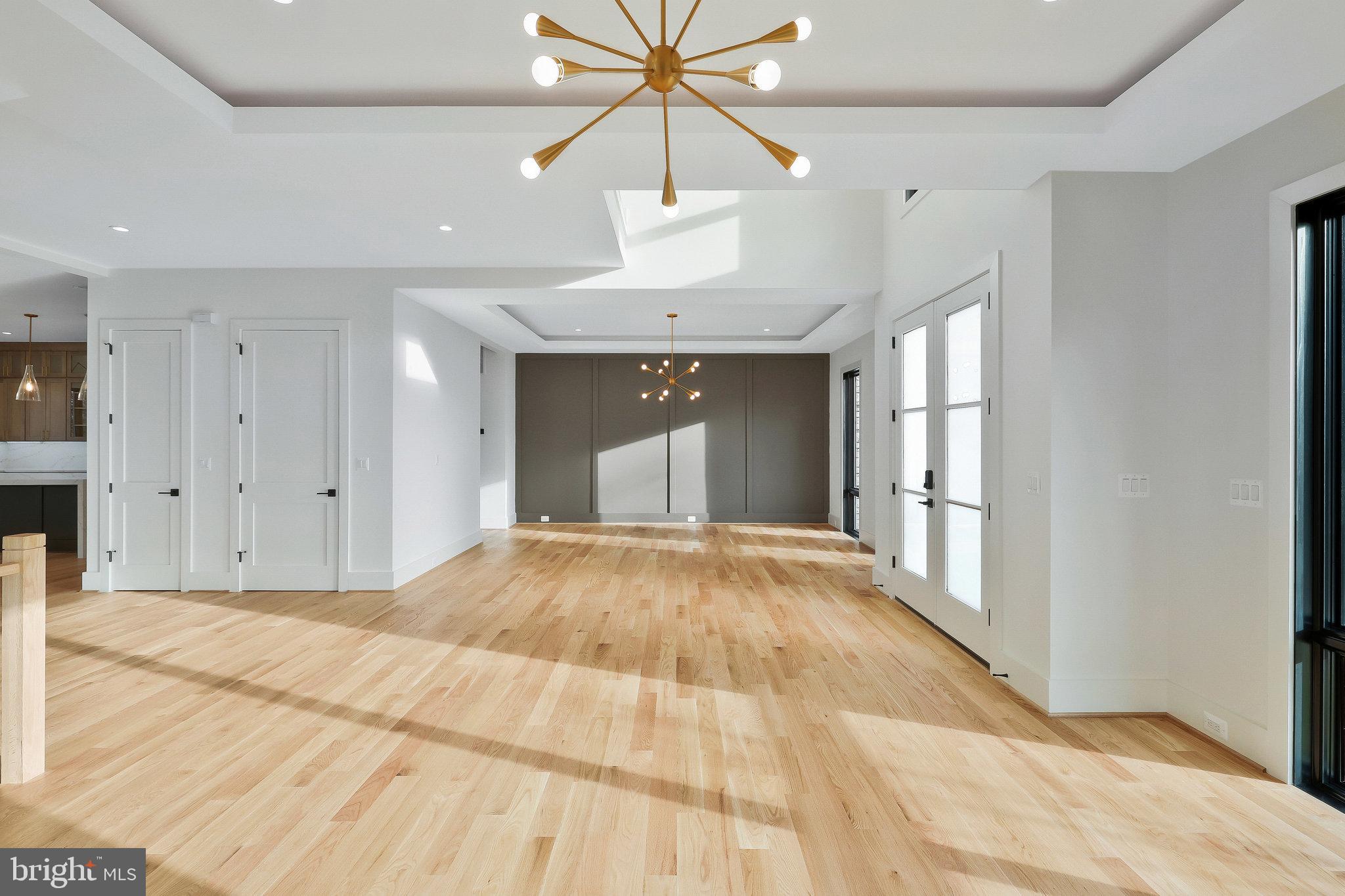 CROSSWOODS - Residential