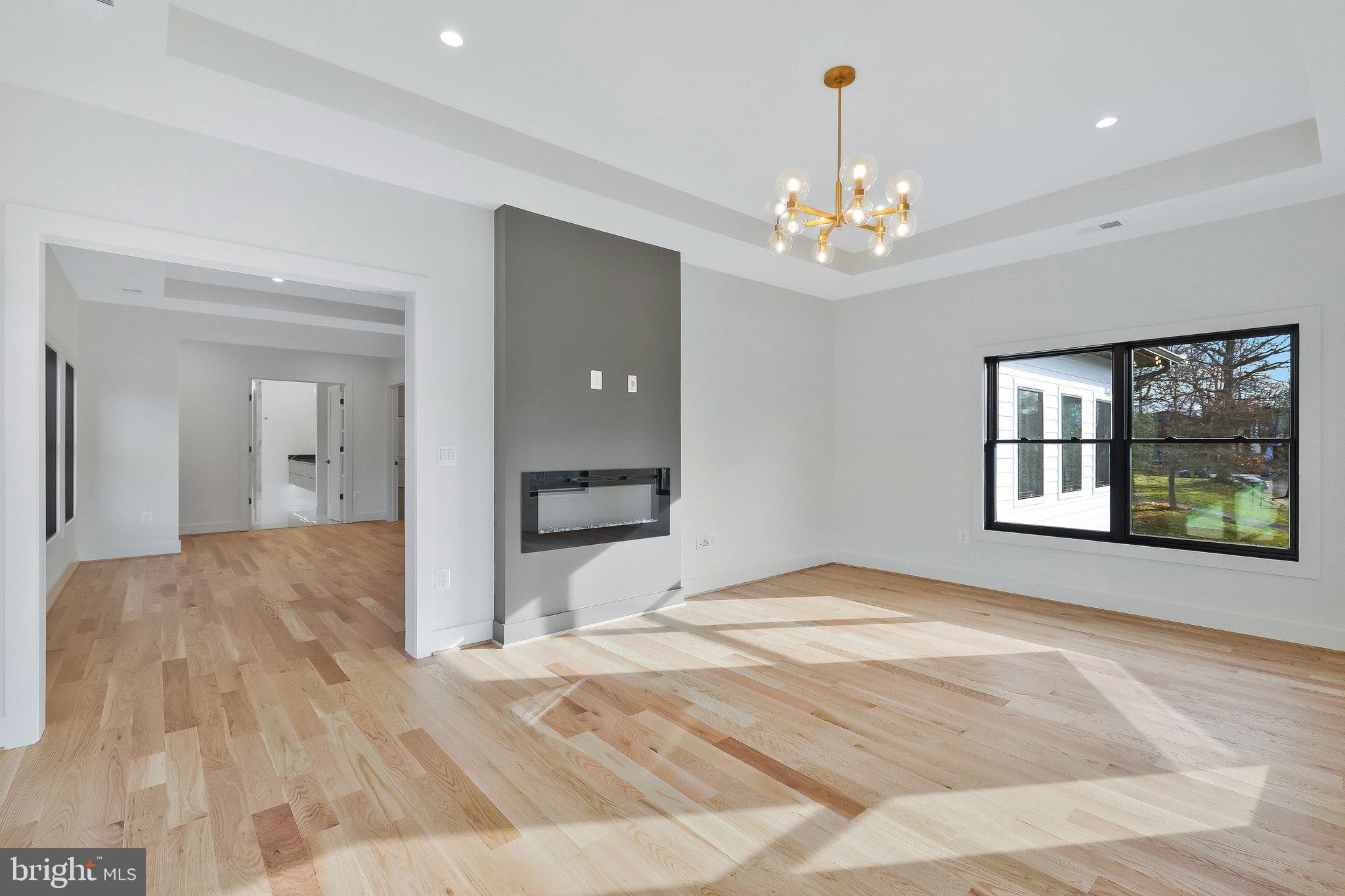 CROSSWOODS - Residential