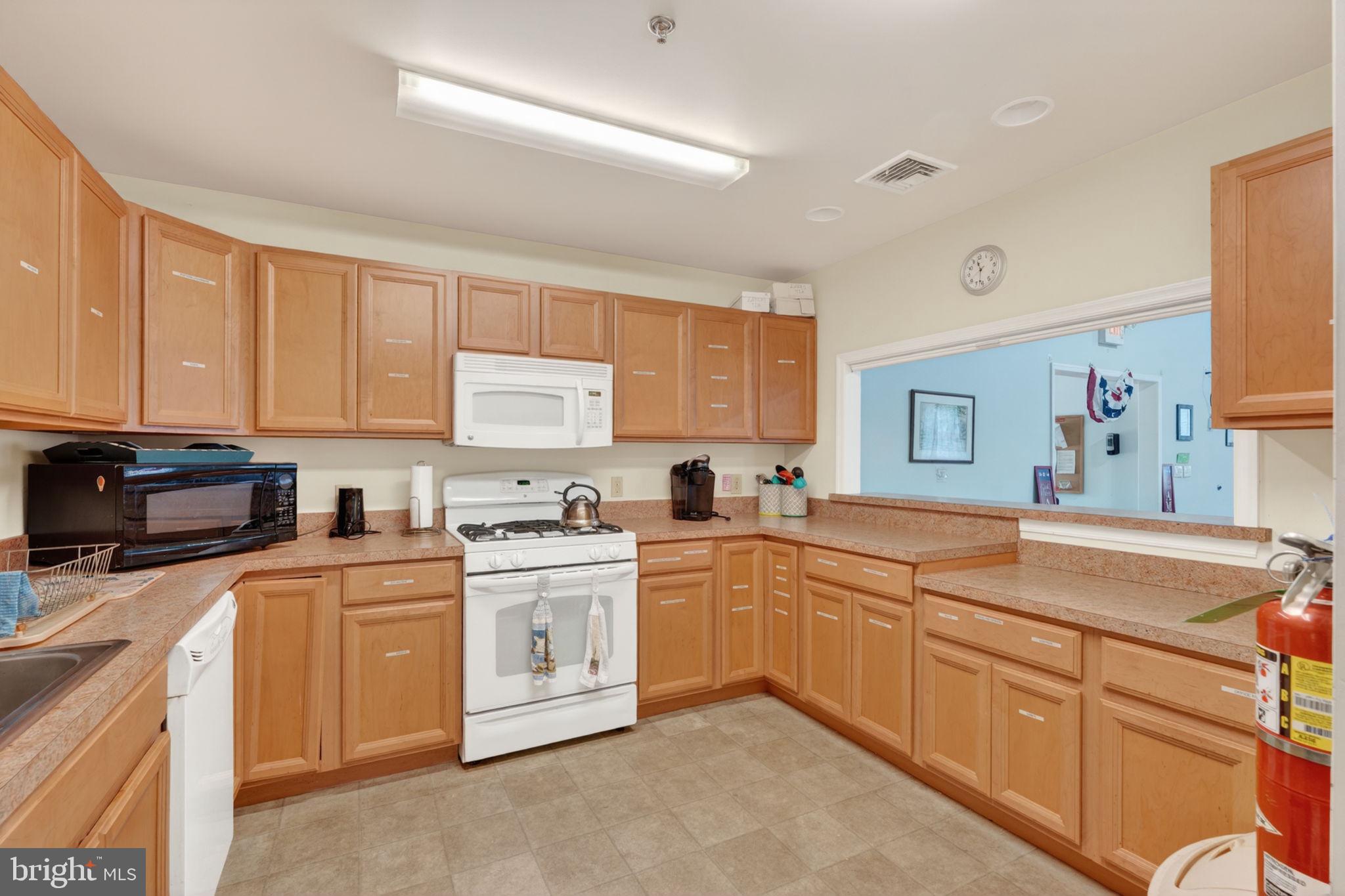 WALNUT MEADOWS - Residential