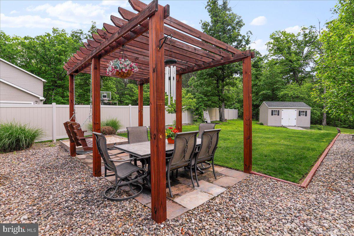 LAKEWOOD - Residential