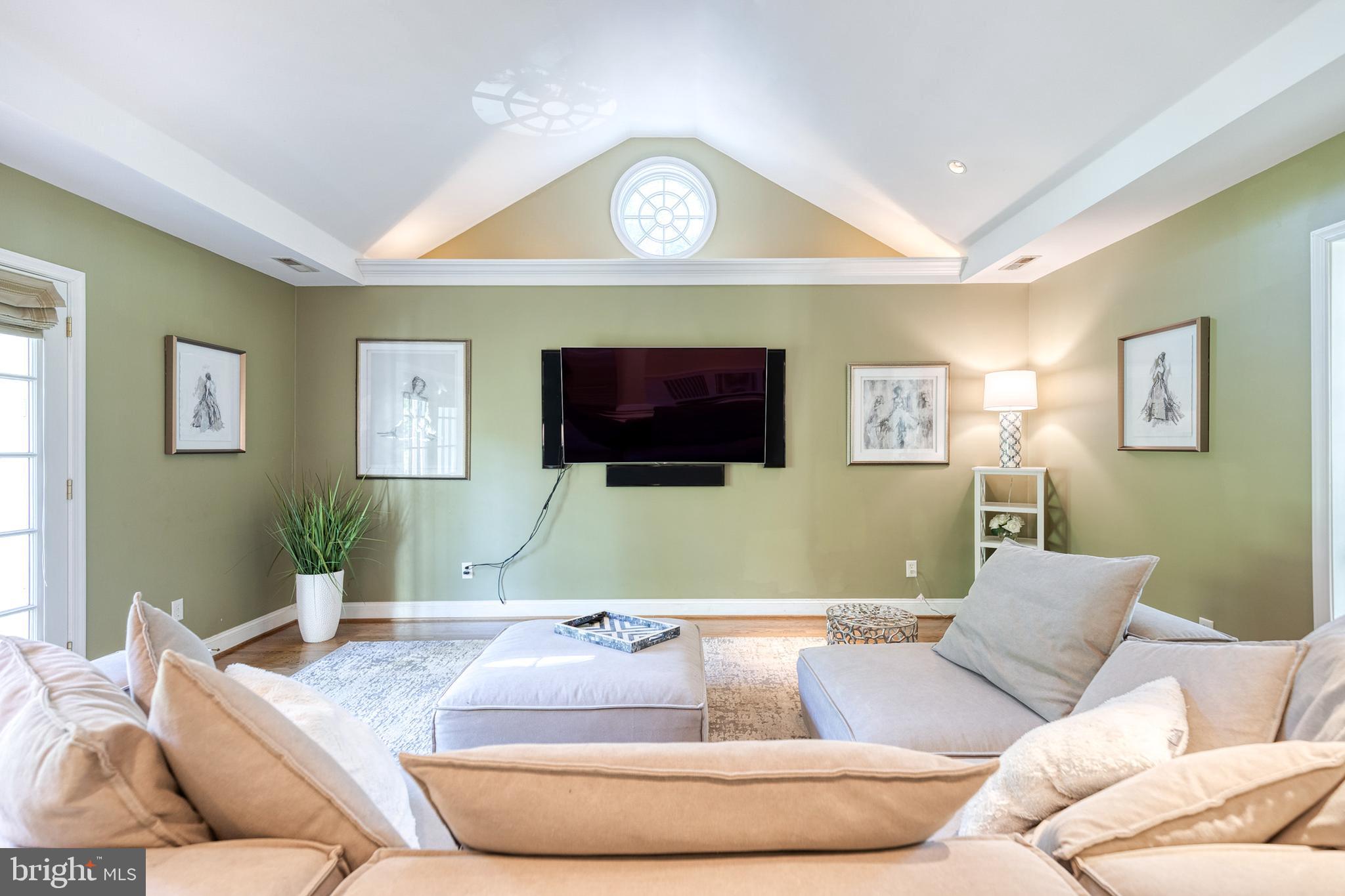 THE ORCHARDS - Residential