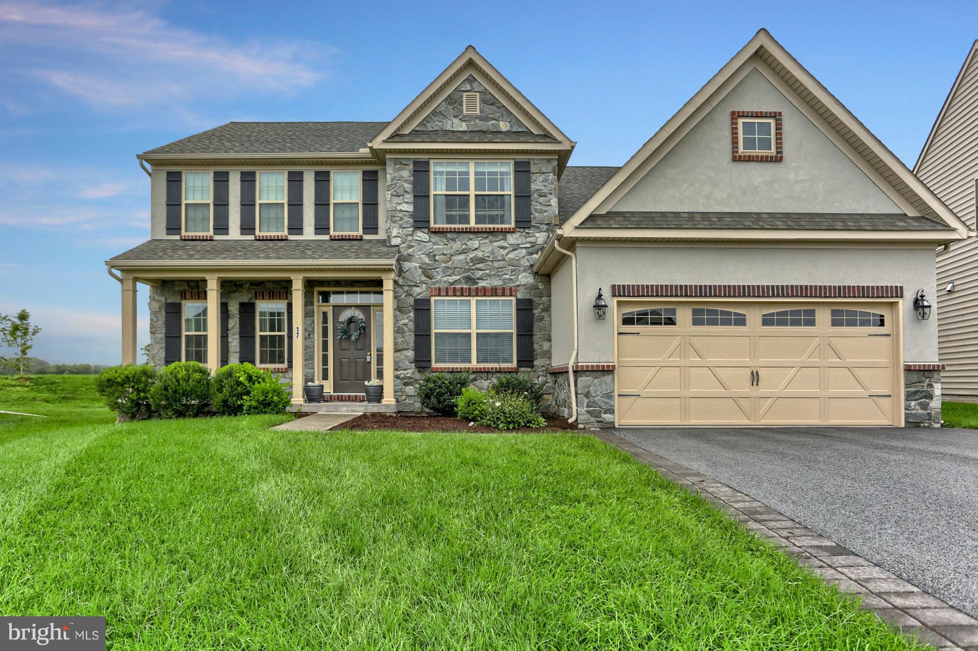 YOU'LL BE IMPRESSED WITH THIS EXQUISITE HOME NESTLED IN THE LINKS OF GETTYSBURG*3 YEARS YOUNG*FLOWING FLOOR PLAN w/ OVER 2,800  SQ FT*OWNER'S SUITE CONVENIENTLY LOCATED ON THE 1ST FLOOR w/3 ADDITIONAL BEDROOMS (ALL w/WALK-IN CLOSETS) PLUS 2ND FLOOR LOFT/SITTING ROOM*HARDWOOD FLOORS, 9' CEILINGS & ALL THE "EXTRAS" YOU WOULD EXPECT*THE GOURMET KITCHEN IS COMPLIMENTED w/ALL HIGH END SS APPLIANCES & 42' CABINETS*THE CENTER ISLAND w/BAR SITS 4 COMFORTABLE & OF COURSE GRANITE* OVER-SIZED 1ST FLOOR LAUNDRY RM*PLENTY OF STORAGE*COMMUNITY W/S*YOU CAN DESIGN THE FUTURE GREAT ROOM IN THE LOWER LEVEL AT YOU LEISURE*COMMUNITY OFFERS GOLF COURSE, WALK WAYS & BEAUTIFUL LANDSCAPE/DESIGNS/ENTRANCE WAY THROUGHOUT COMMUNITY*4.5 STAR GOLF FACILITY *POOL & FITNESS CENTER*LOCATED JUST MINUTES FOR HISTORICAL GETTYSBURG CIVIL WAR GROUNDS*EASY ACCESS TO 15 & GREAT LOCATION FOR COMMUTERS TO MD!  ANNUAL MASTER ASSOCIATION FEE OF $685 DUE EVERY DECEMBER