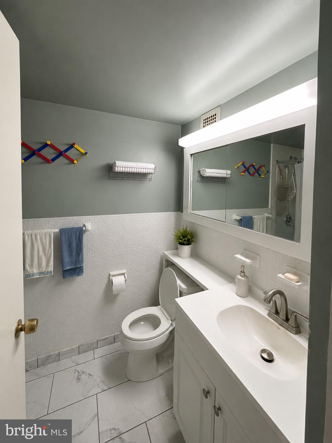 WYNNEFIELD HEIGHTS - Residential